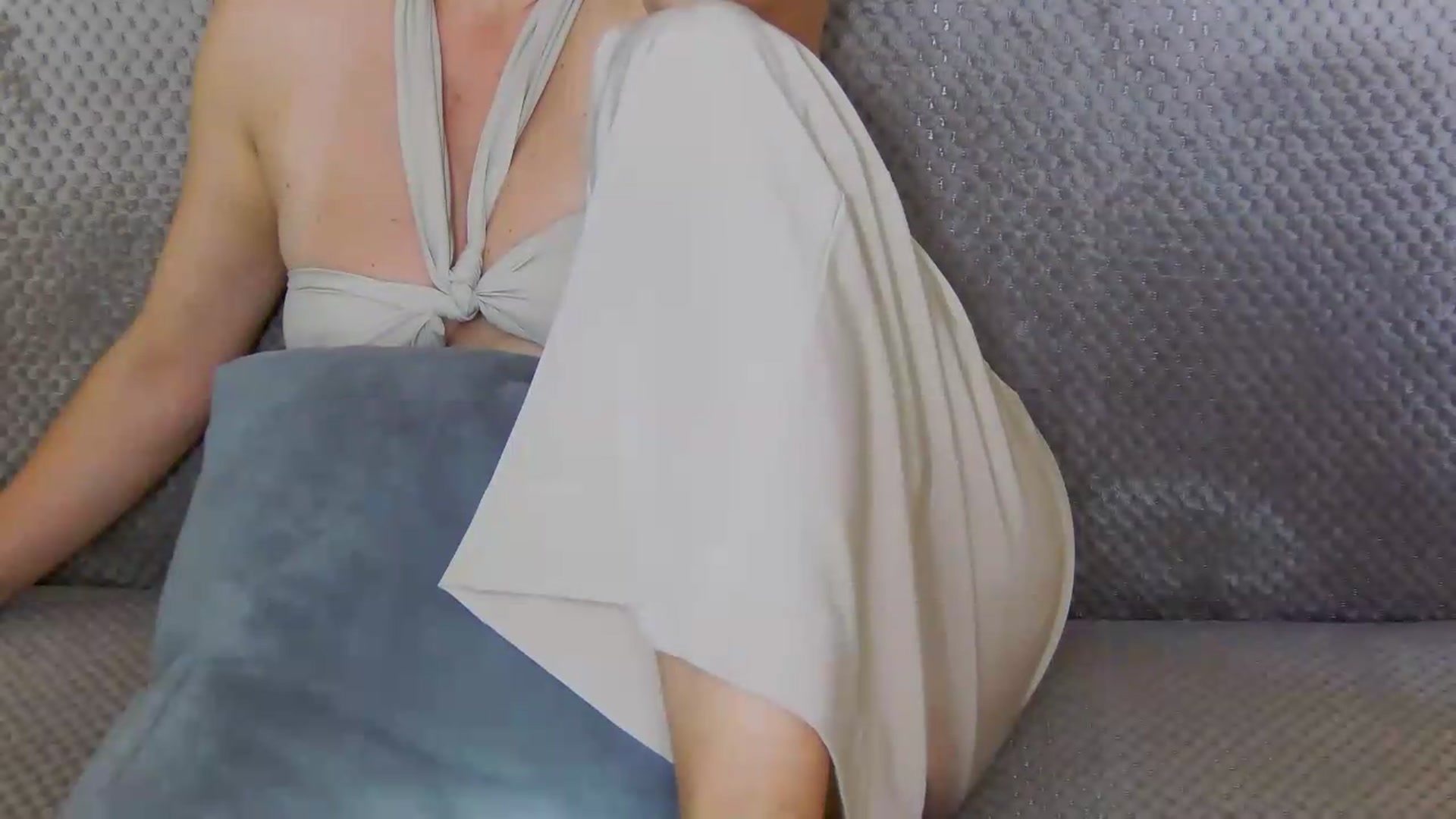 Gallery image thumbnail from ForeverChic's myfreecams stream on, 09/18/2026, 11:07 image 18 of 20