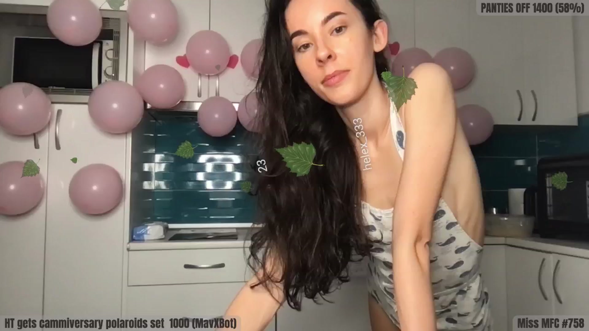 Gallery image thumbnail from ForeverCoffee's myfreecams stream on, 11/17/2024, 24:17 image 9 of 20