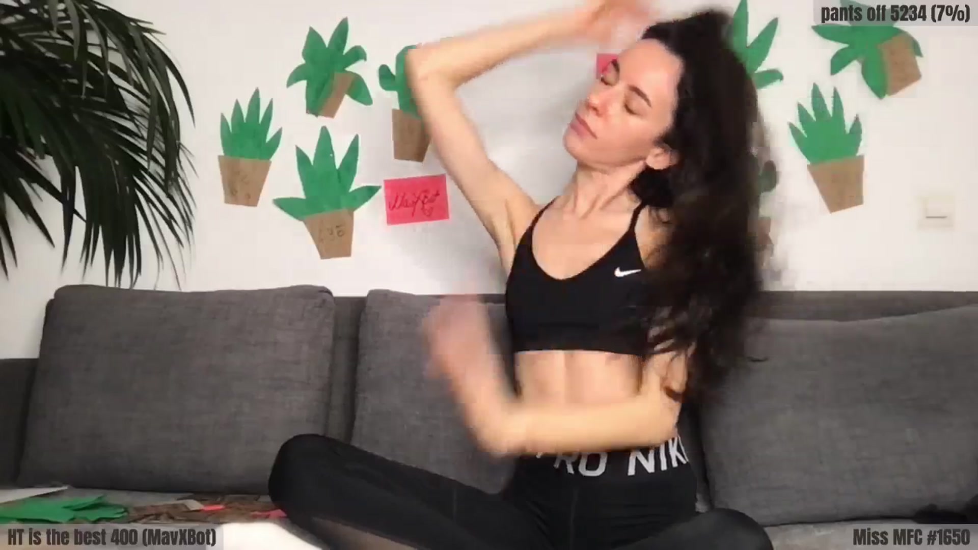 Gallery image thumbnail from ForeverCoffee's myfreecams stream on, 03/31/2025, 24:14 image 13 of 20