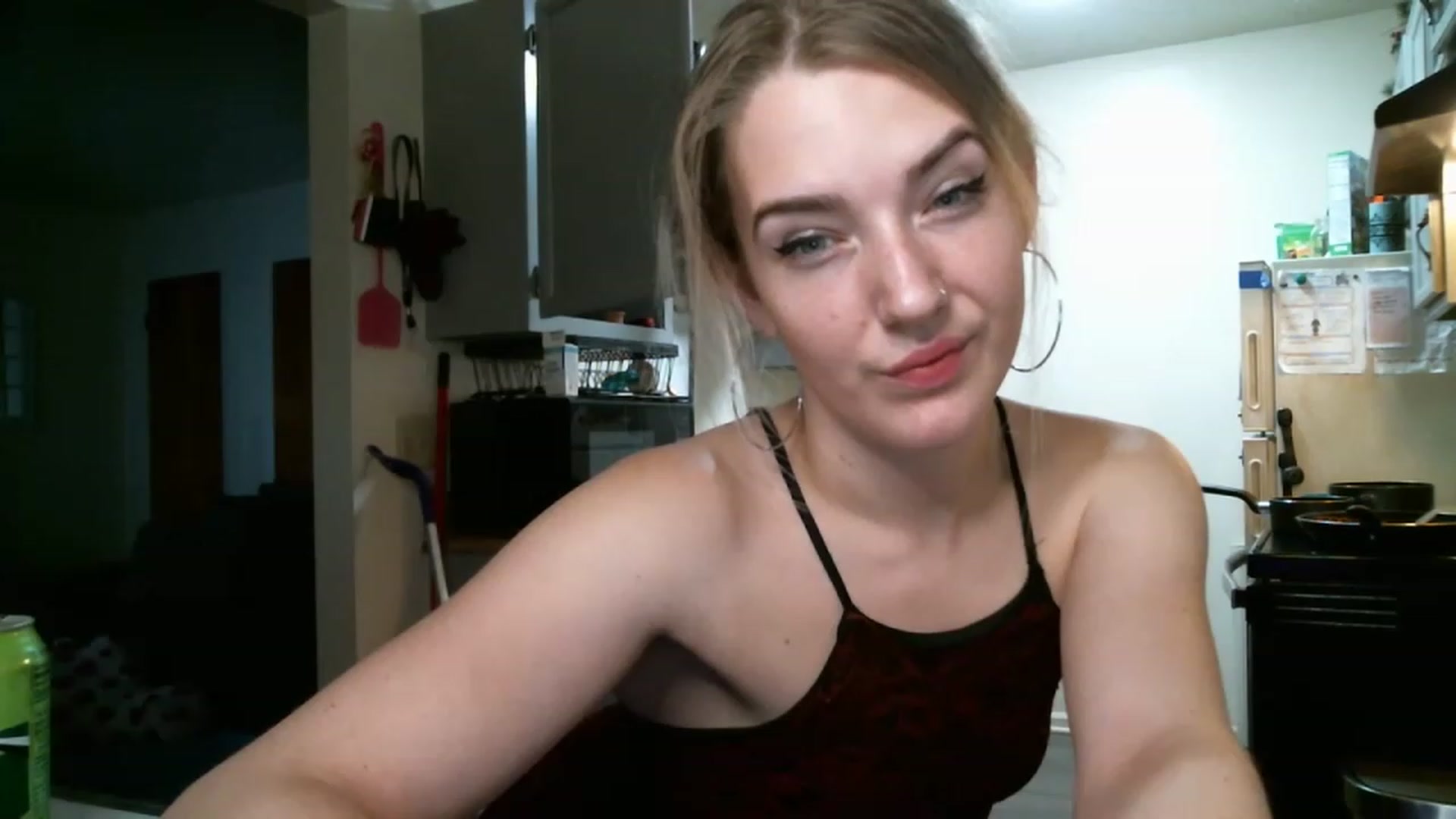 Gallery image thumbnail from ForeverLace's myfreecams stream on, 02/28/2023, 02:08 image 6 of 20