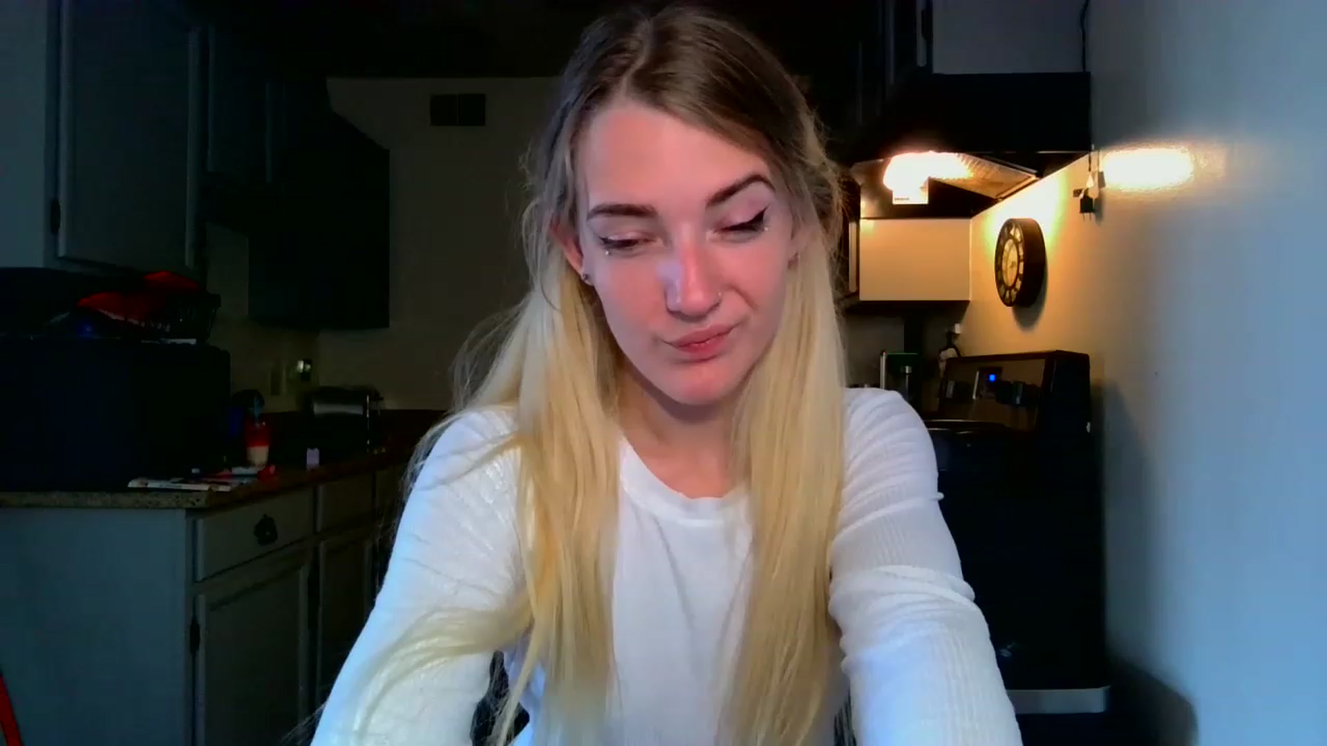 Gallery image thumbnail from ForeverLace's myfreecams stream on, 04/17/2023, 16:02 image 16 of 20