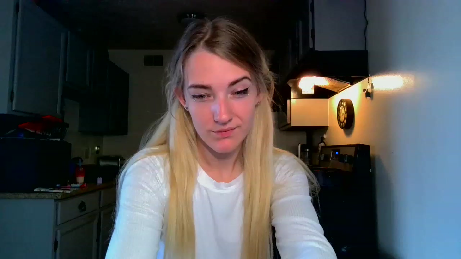 Gallery image thumbnail from ForeverLace's myfreecams stream on, 04/17/2023, 16:02 image 12 of 20