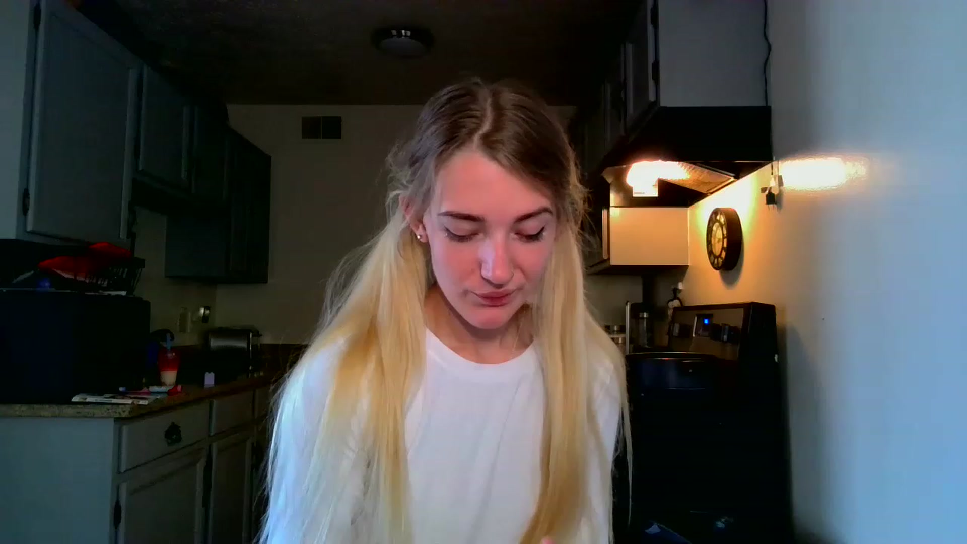 Gallery image thumbnail from ForeverLace's myfreecams stream on, 04/17/2023, 16:02 image 6 of 20