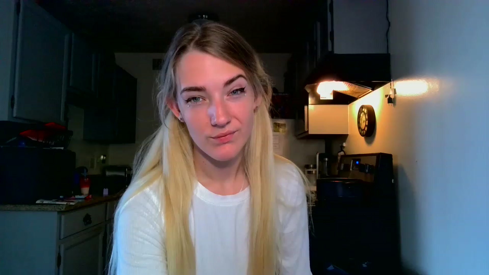 Gallery image thumbnail from ForeverLace's myfreecams stream on, 04/17/2023, 16:02 image 11 of 20