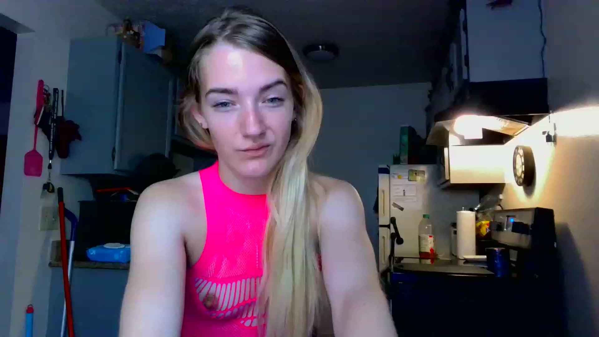 Gallery image thumbnail from ForeverLace's myfreecams stream on, 04/19/2023, 10:08 image 13 of 20