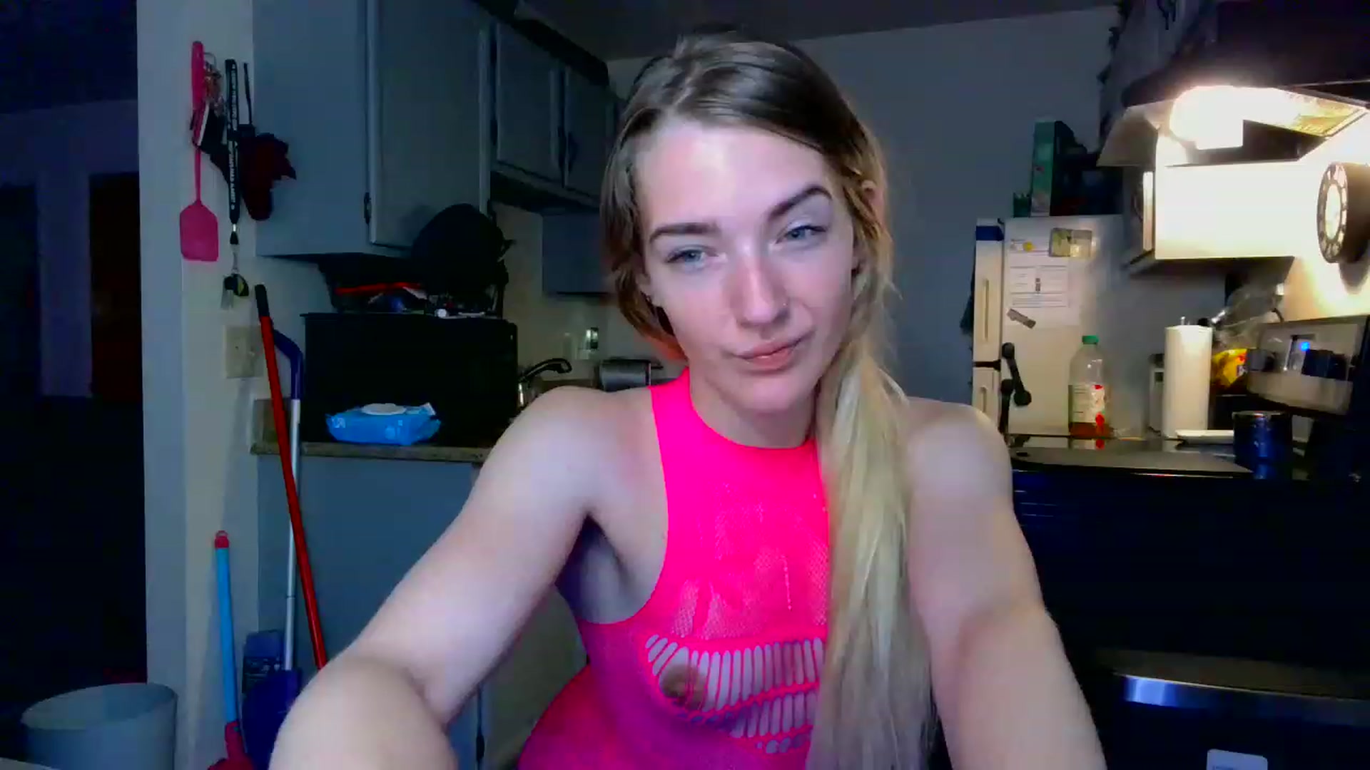 Gallery image thumbnail from ForeverLace's myfreecams stream on, 04/19/2023, 10:08 image 6 of 20