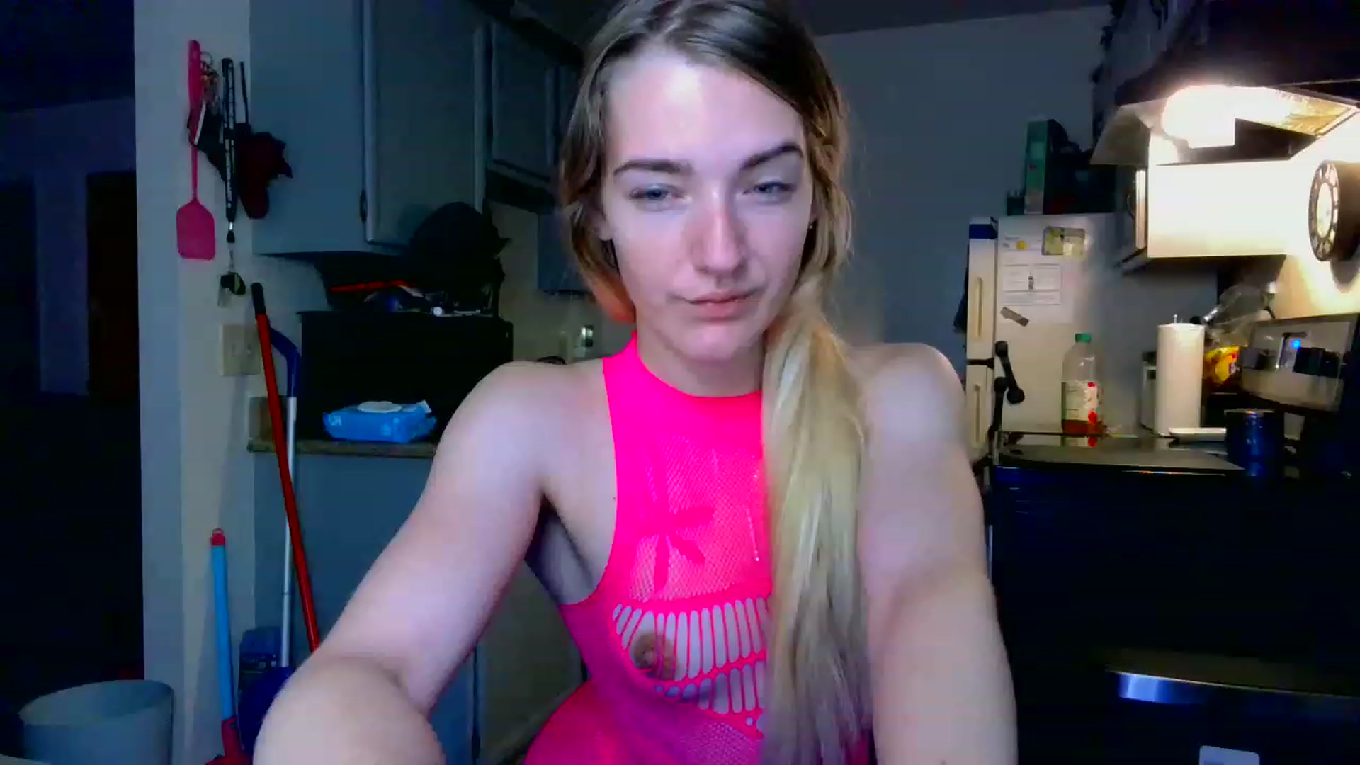 Gallery image thumbnail from ForeverLace's myfreecams stream on, 04/19/2023, 10:08 image 7 of 20