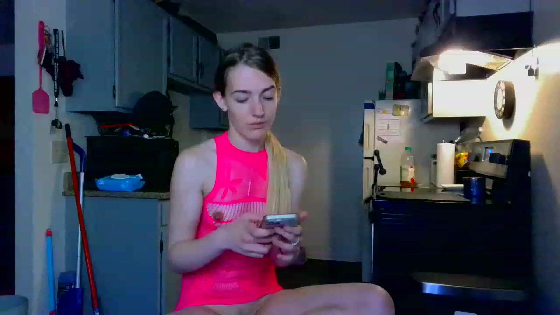 Gallery image thumbnail from ForeverLace's myfreecams stream on, 04/19/2023, 10:08 image 17 of 20