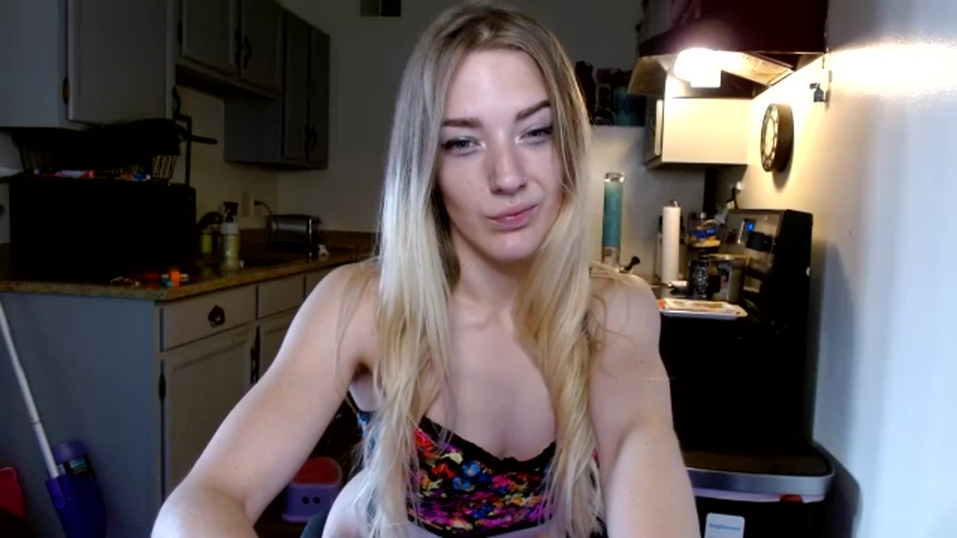 Gallery image thumbnail from ForeverLace's myfreecams stream on, 07/02/2023, 11:49 image 15 of 20