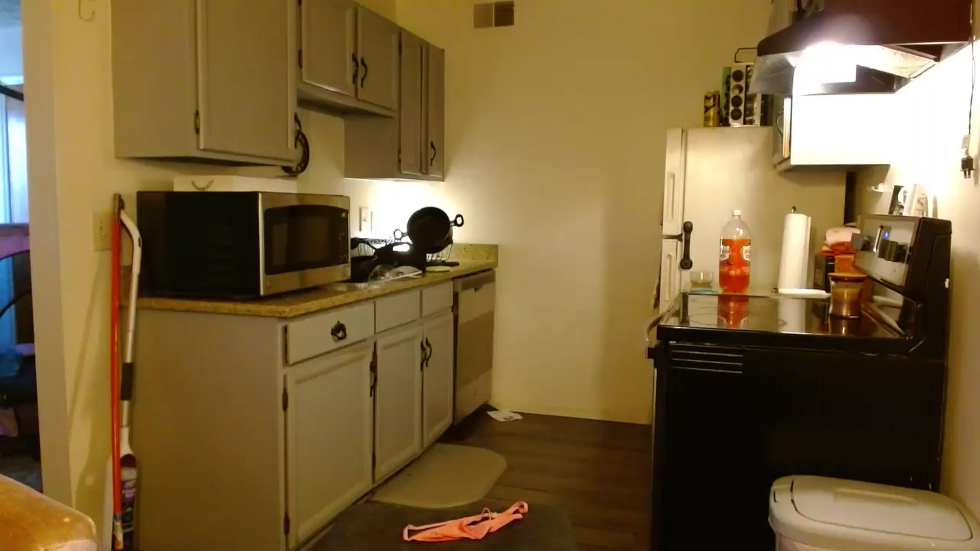 Gallery image thumbnail from ForeverLace's myfreecams stream on, 03/19/2026, 18:28 image 6 of 20