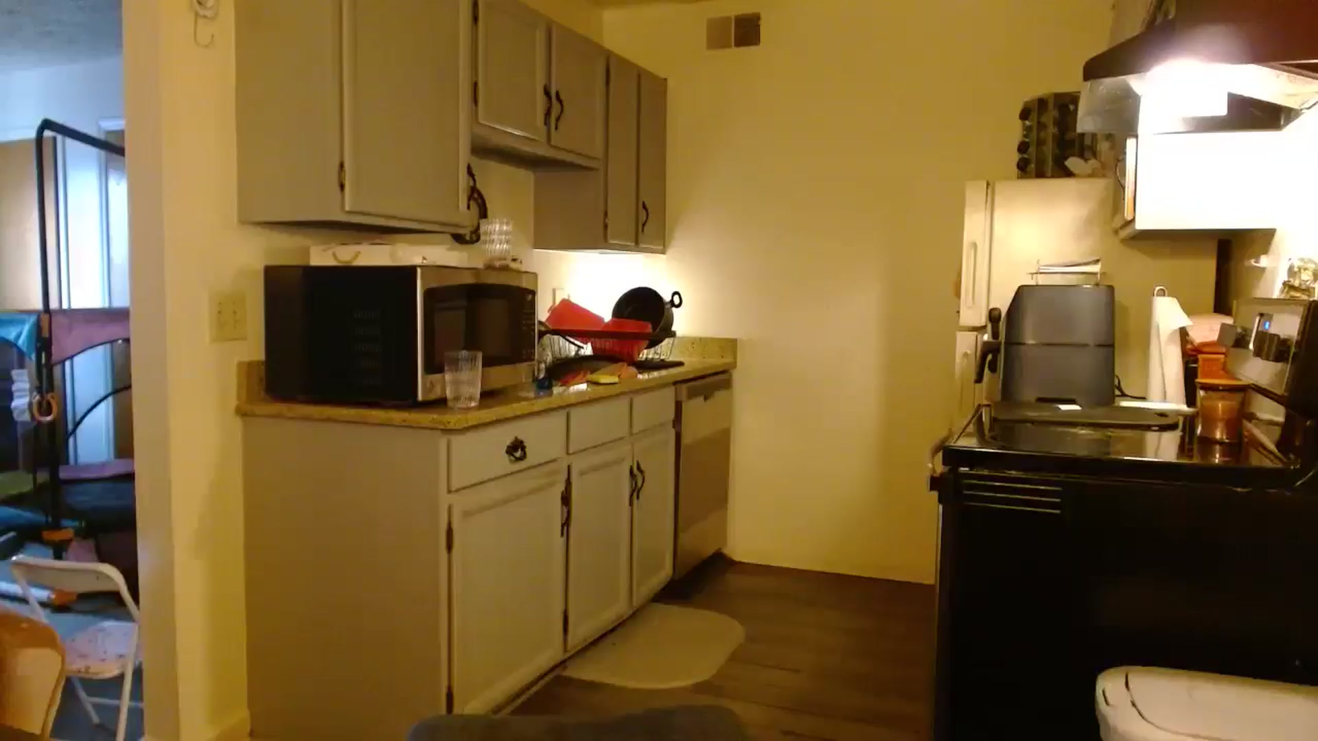 Gallery image thumbnail from ForeverLace's myfreecams stream on, 03/23/2026, 17:58 image 11 of 20