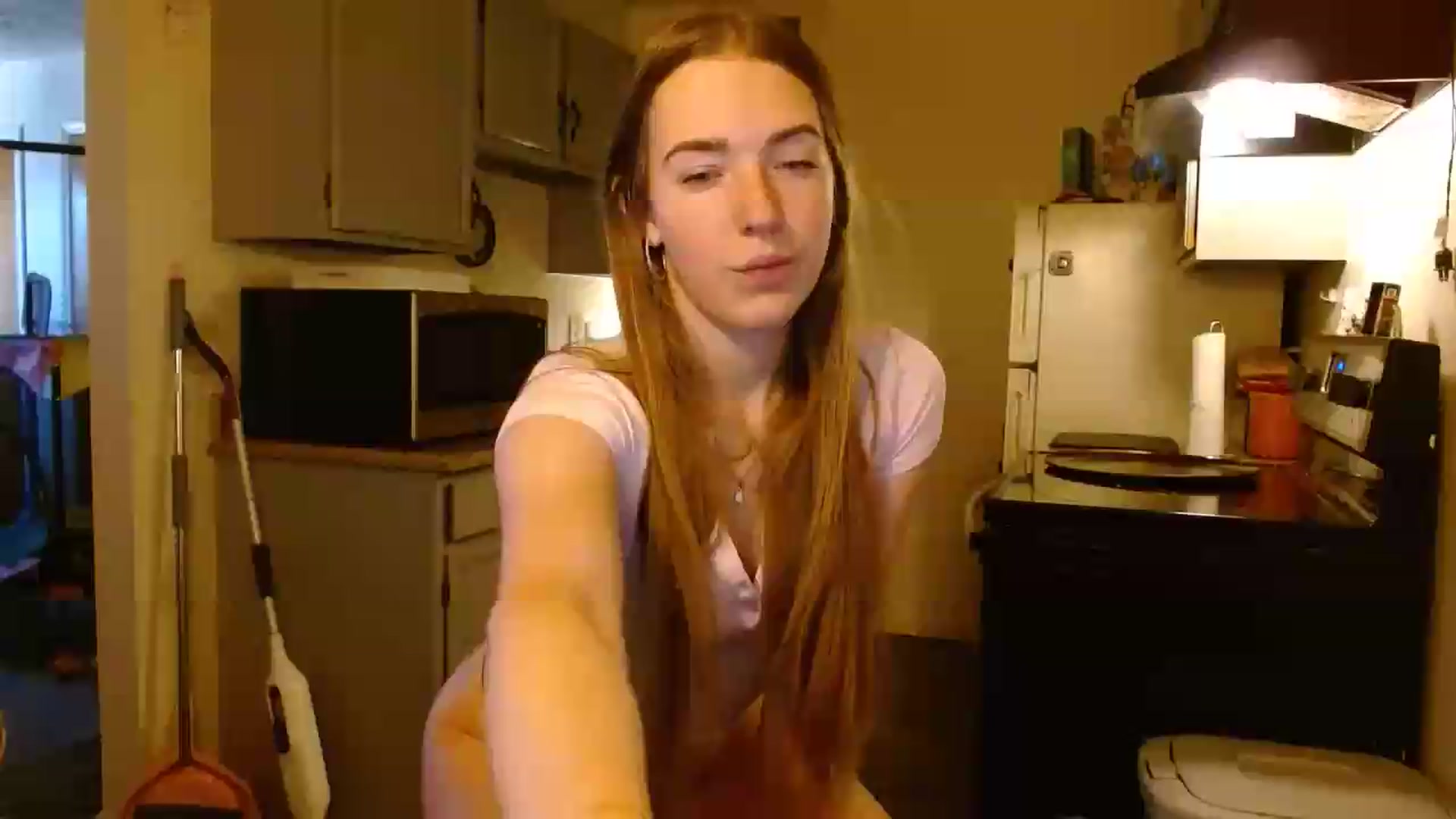 Gallery image thumbnail from ForeverLace's myfreecams stream on, 05/04/2026, 17:20 image 1 of 20