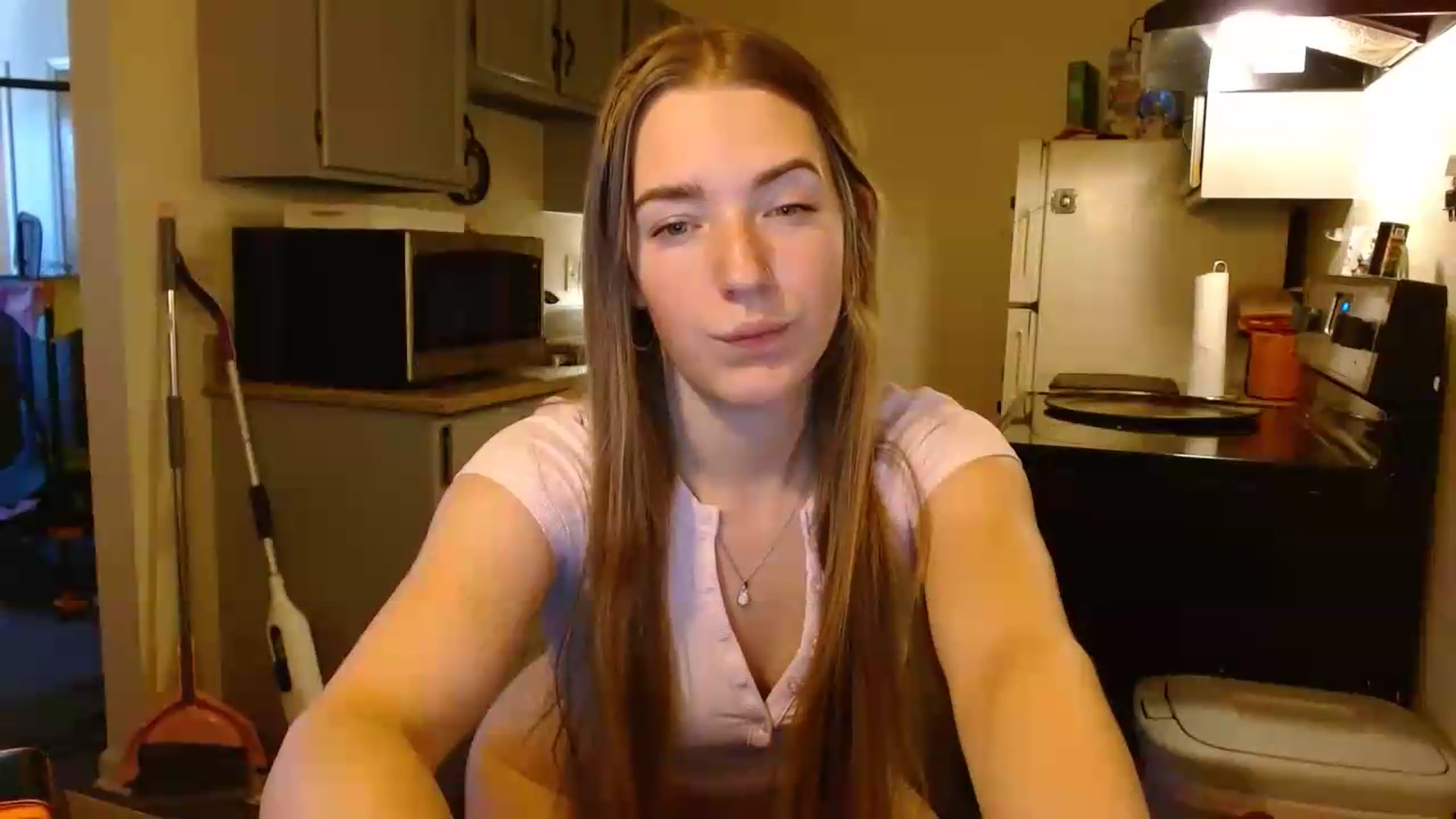 Gallery image thumbnail from ForeverLace's myfreecams stream on, 05/04/2026, 17:20 image 4 of 20