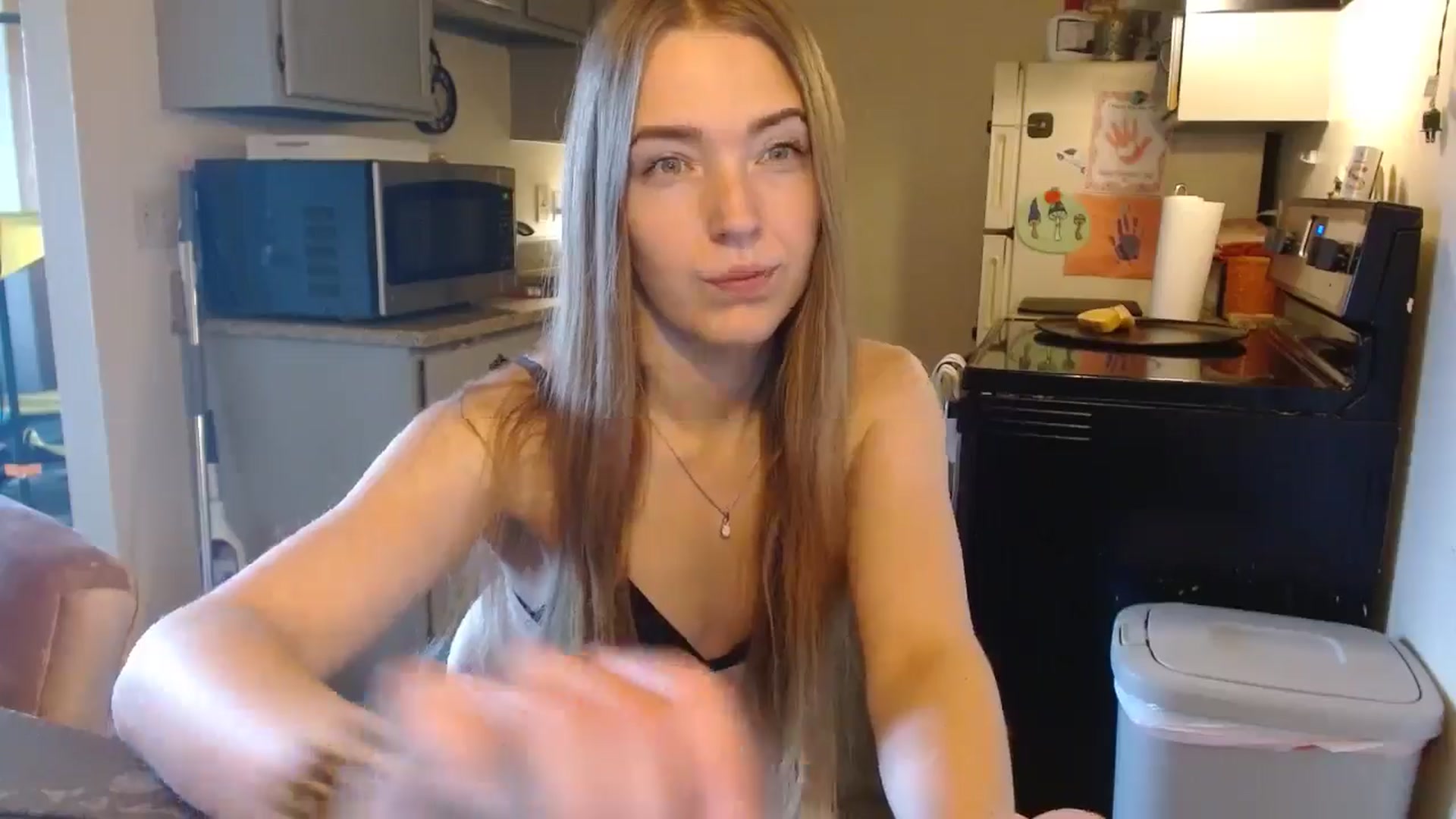 Gallery image thumbnail from ForeverLace's myfreecams stream on, 05/11/2026, 14:59 image 18 of 20
