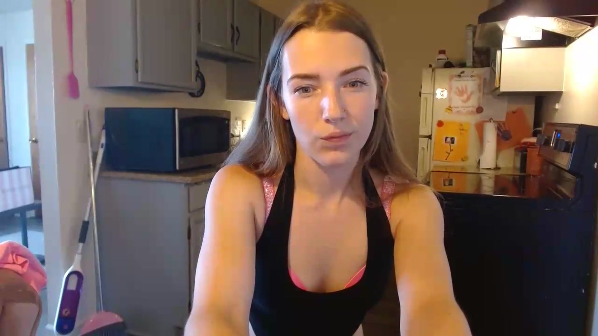 Gallery image thumbnail from ForeverLace's myfreecams stream on, 08/12/2026, 20:11 image 15 of 20
