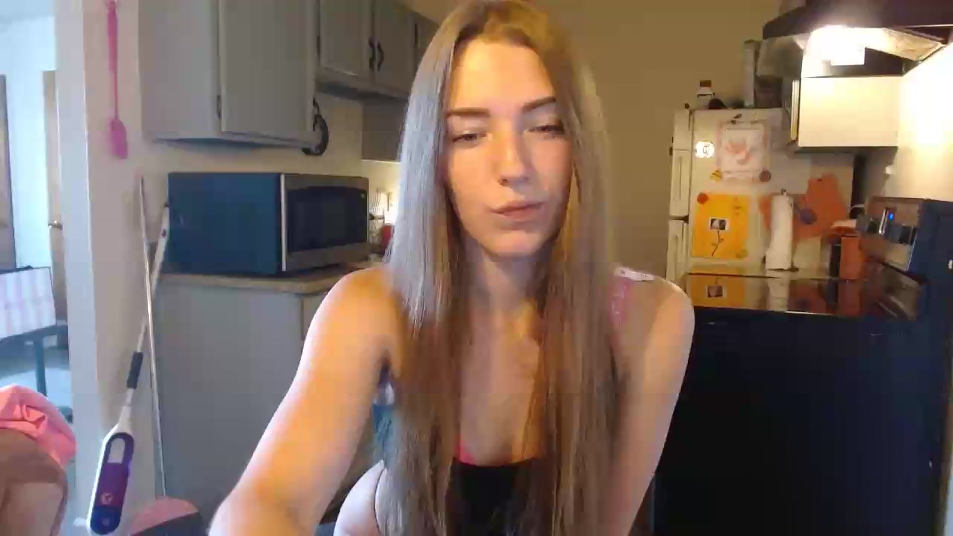 Gallery image thumbnail from ForeverLace's myfreecams stream on, 08/12/2026, 20:11 image 7 of 20
