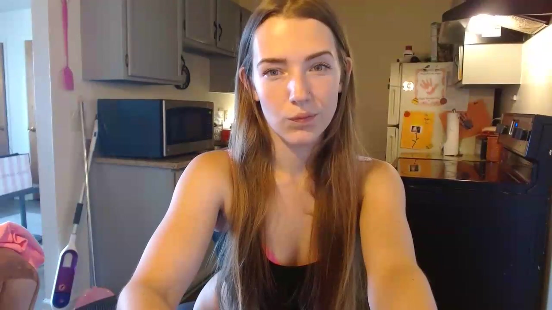 Gallery image thumbnail from ForeverLace's myfreecams stream on, 08/12/2026, 20:11 image 9 of 20