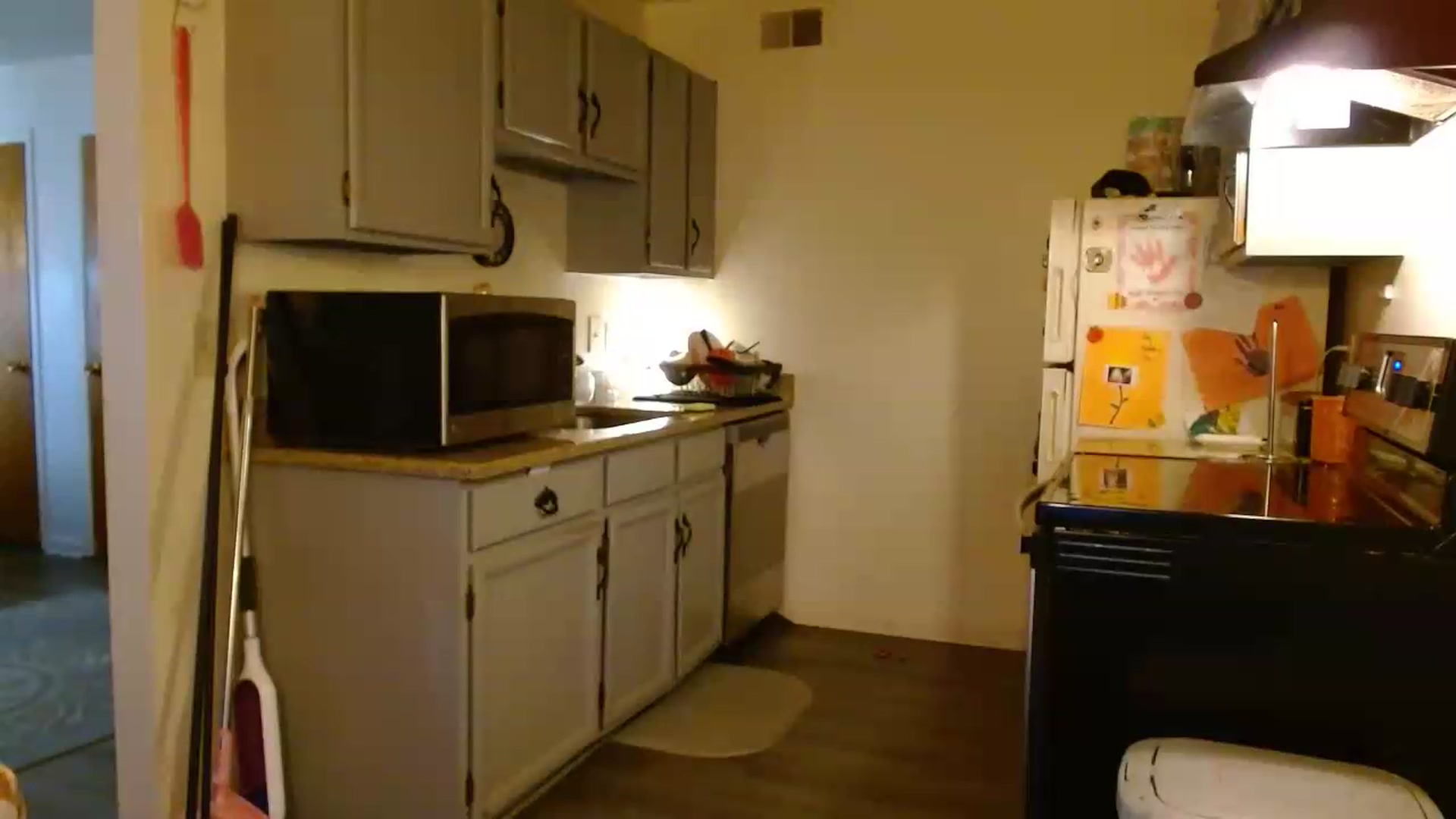 Gallery image thumbnail from ForeverLace's myfreecams stream on, 08/17/2026, 14:40 image 17 of 20