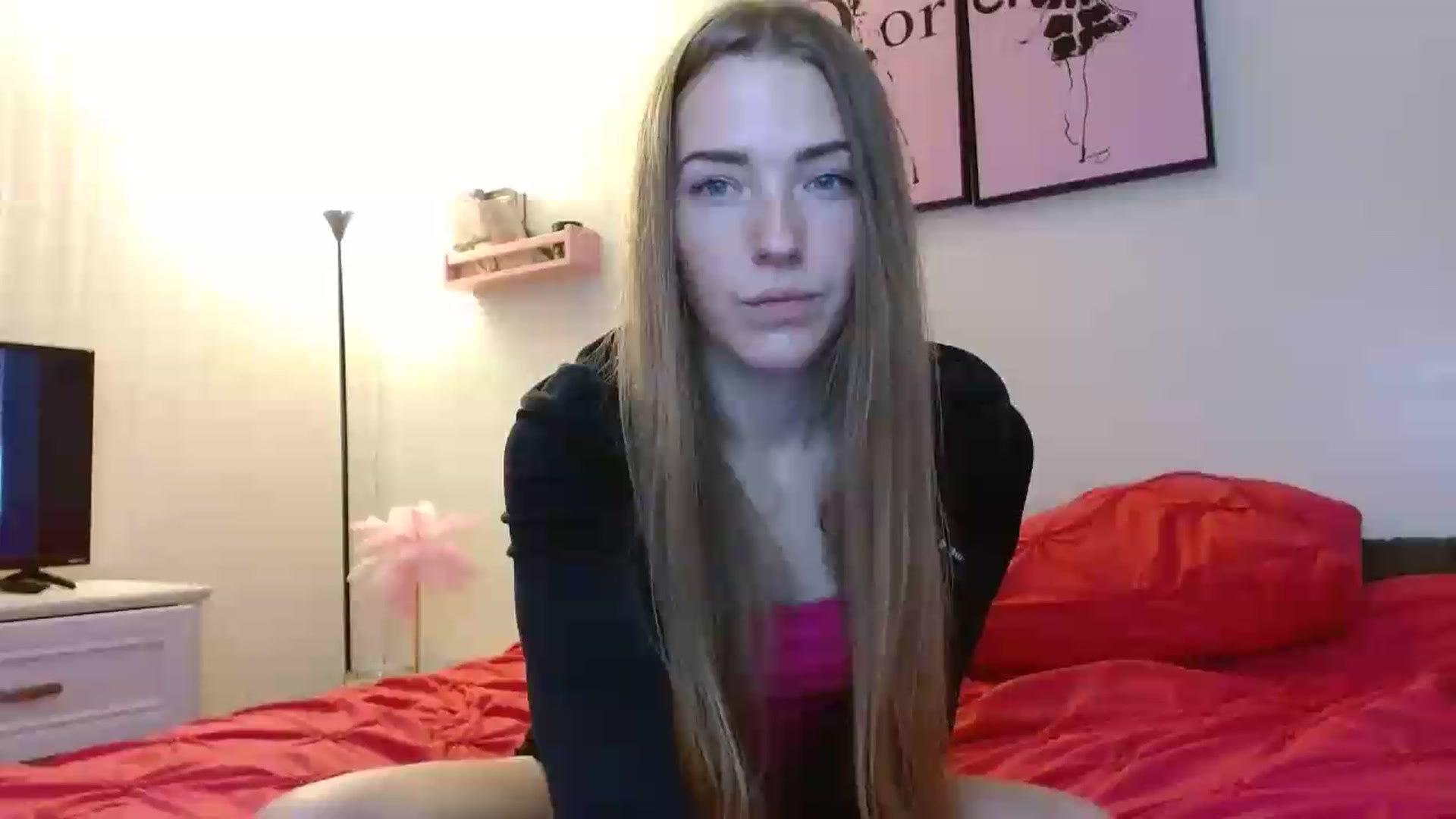 Gallery image thumbnail from ForeverLace's myfreecams stream on, 08/17/2026, 16:31 image 1 of 20