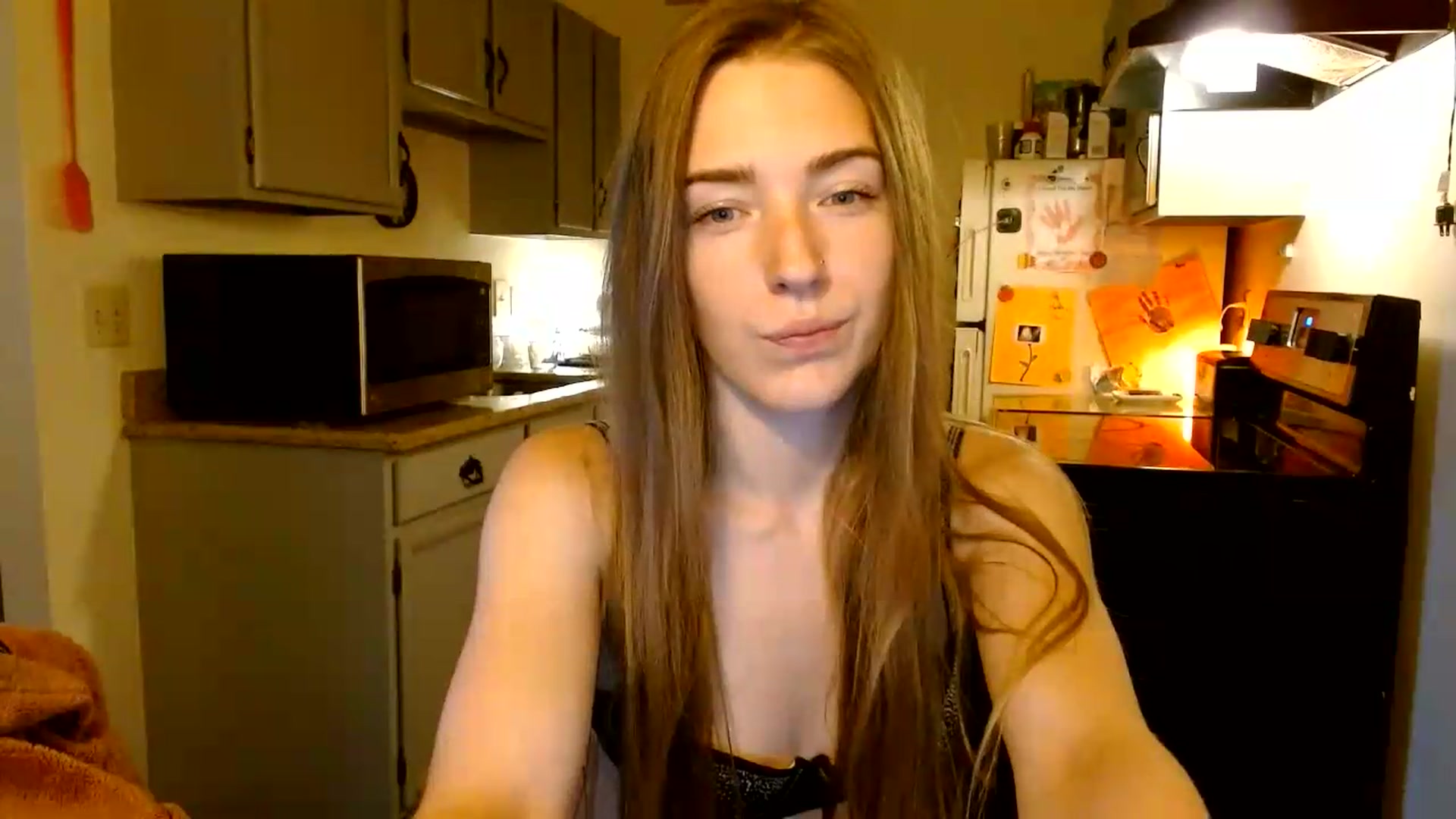 Gallery image thumbnail from ForeverLace's myfreecams stream on, 08/21/2026, 18:04 image 10 of 20