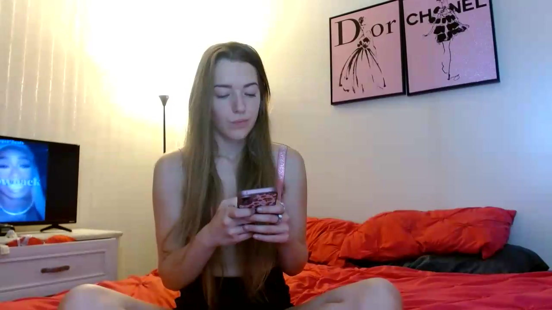 Gallery image thumbnail from ForeverLace's myfreecams stream on, 08/24/2026, 16:31 image 14 of 20