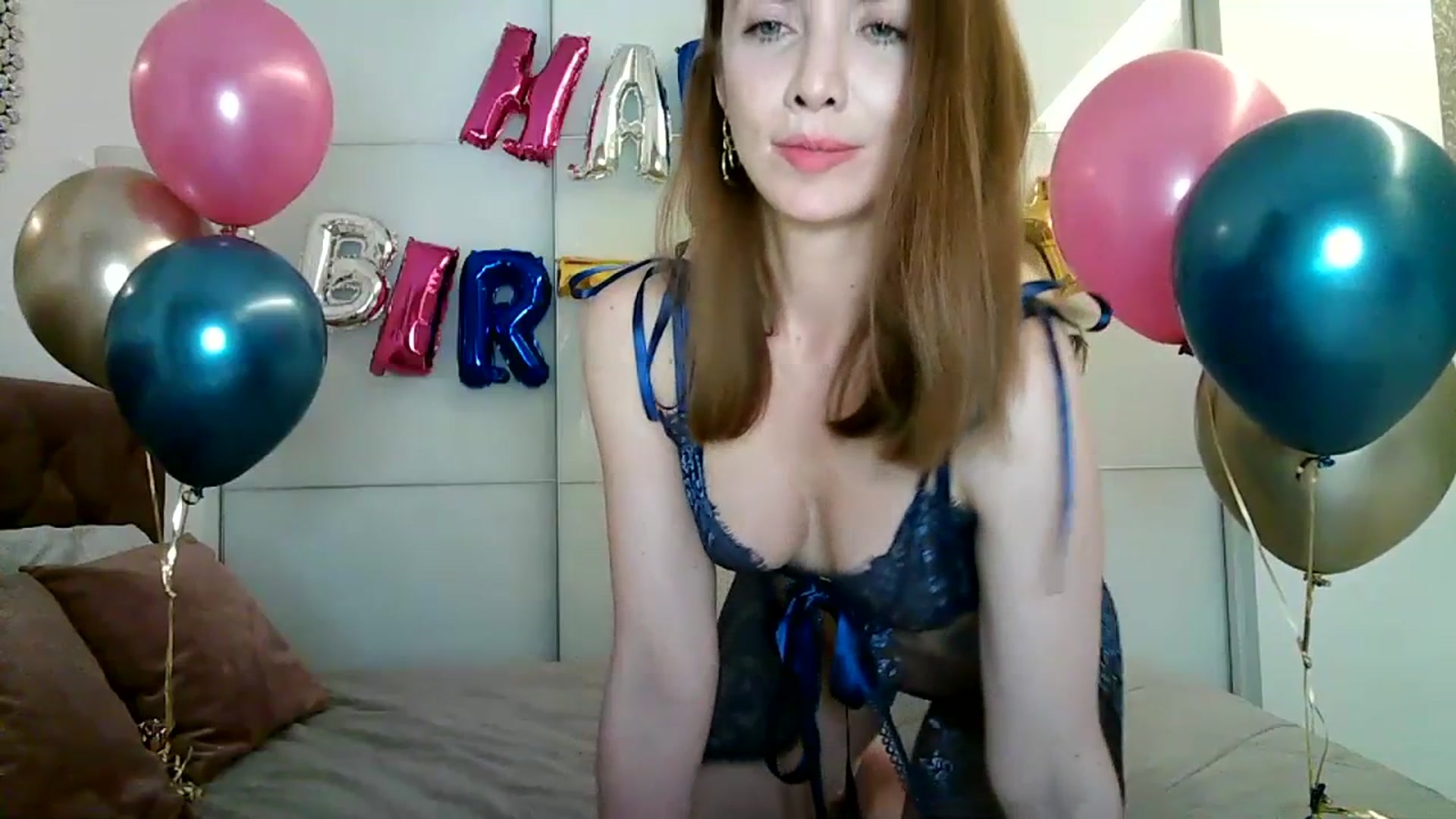 Gallery image thumbnail from Forever_Mila's myfreecams stream on, 07/06/2023, 22:54 image 14 of 20