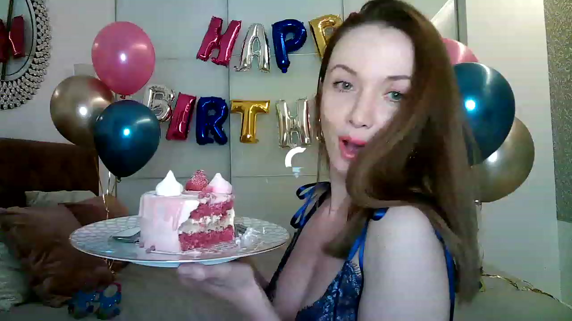 Gallery image thumbnail from Forever_Mila's myfreecams stream on, 07/07/2023, 24:05 image 16 of 20