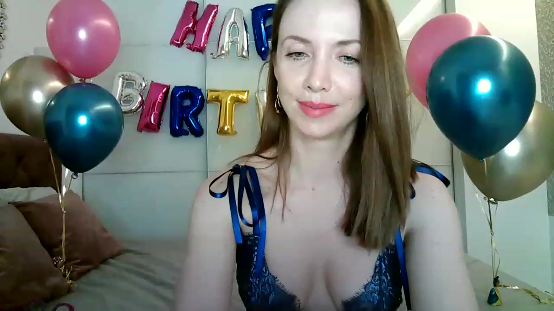 Gallery image thumbnail from Forever_Mila's myfreecams stream on, 07/07/2023, 24:05 image 5 of 20