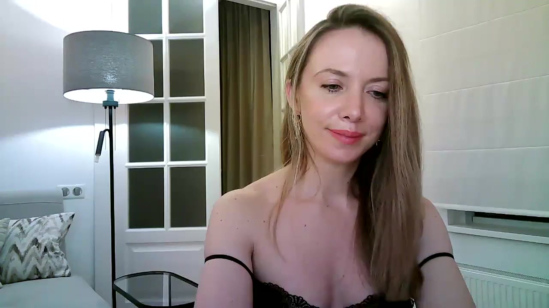 Gallery image thumbnail from Forever_Mila's myfreecams stream on, 02/26/2024, 02:00 image 7 of 20