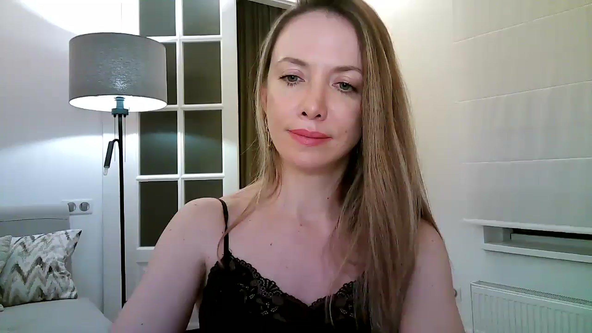 Gallery image thumbnail from Forever_Mila's myfreecams stream on, 02/26/2024, 02:00 image 4 of 20