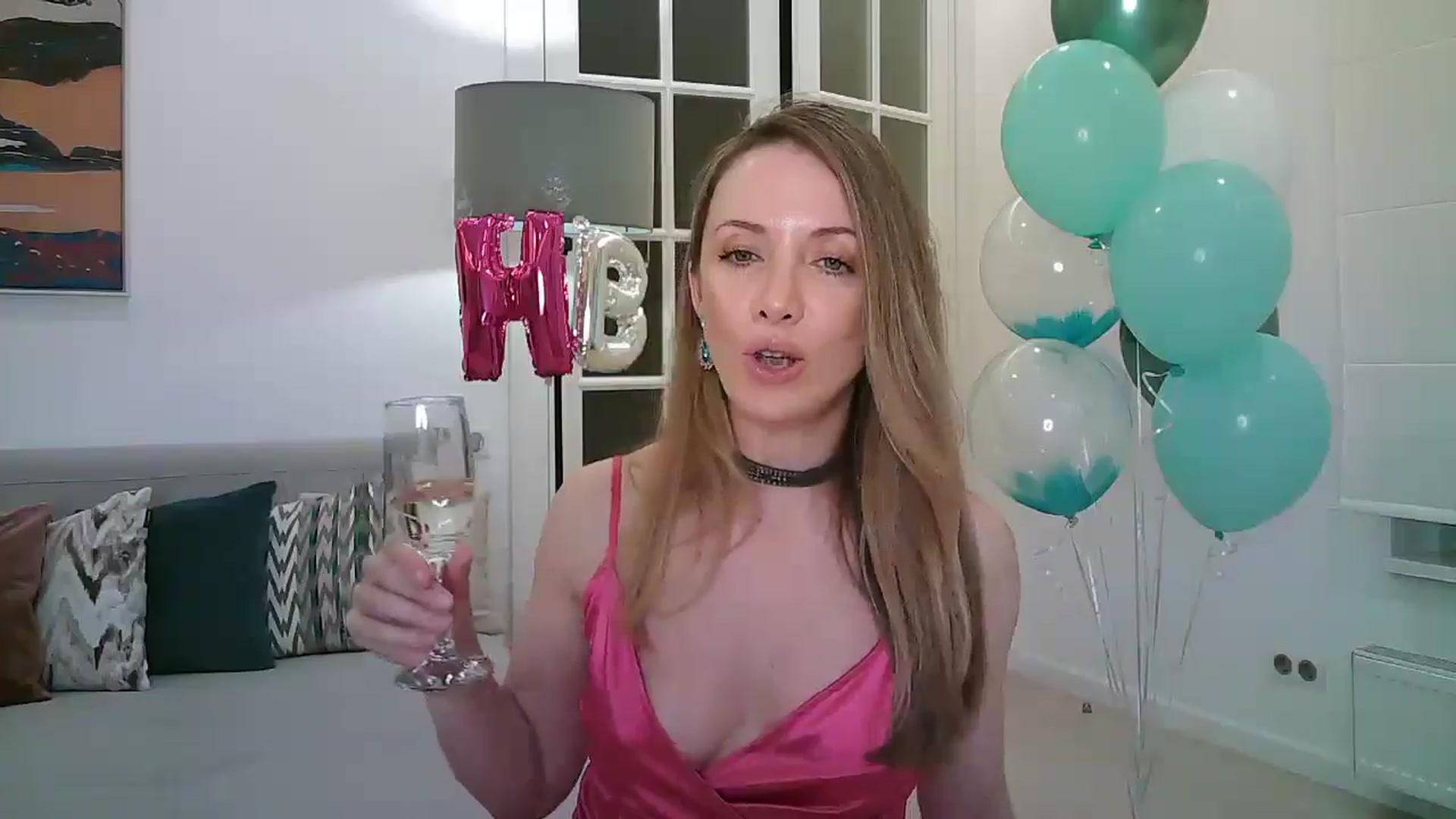 Gallery image thumbnail from Forever_Mila's myfreecams stream on, 06/30/2024, 24:36 image 9 of 20