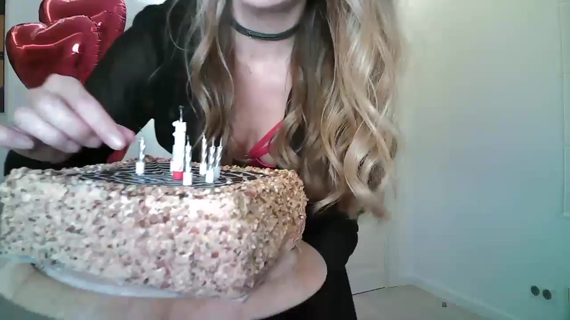 Gallery image thumbnail from Forever_Mila's myfreecams stream on, 07/06/2024, 23:26 image 4 of 20