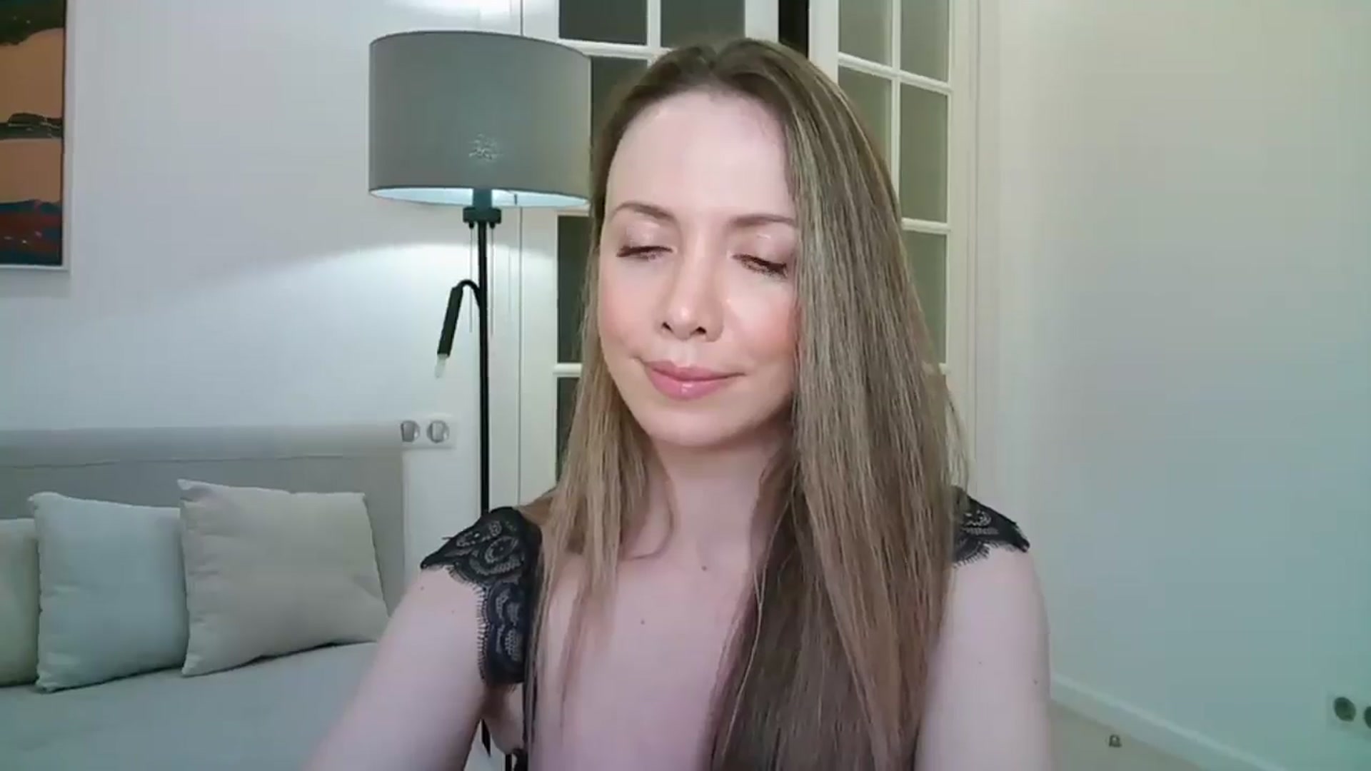 Gallery image thumbnail from Forever_Mila's myfreecams stream on, 04/23/2025, 01:14 image 15 of 20