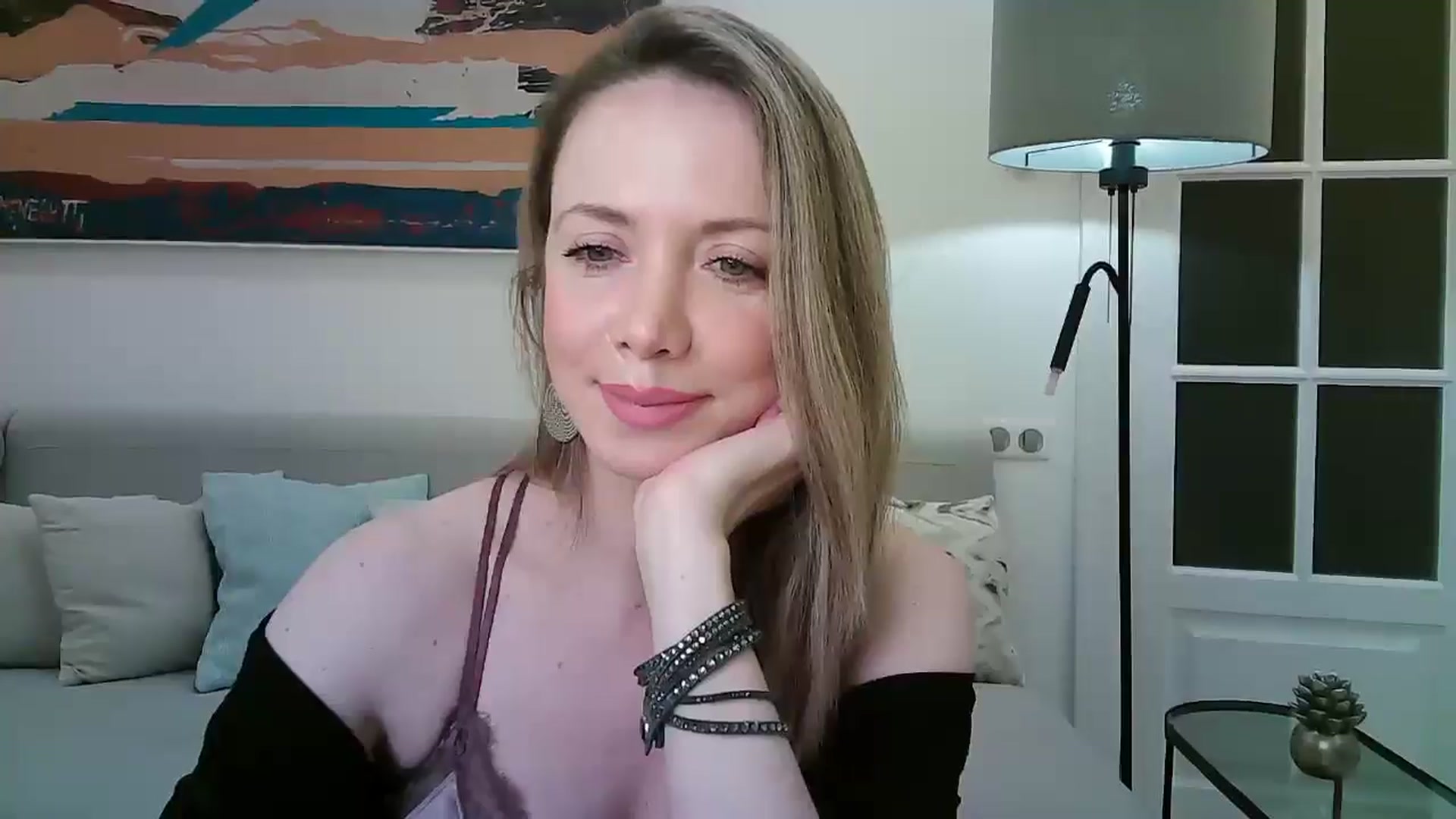 Gallery image thumbnail from Forever_Mila's myfreecams stream on, 12/14/2025, 02:57 image 3 of 20