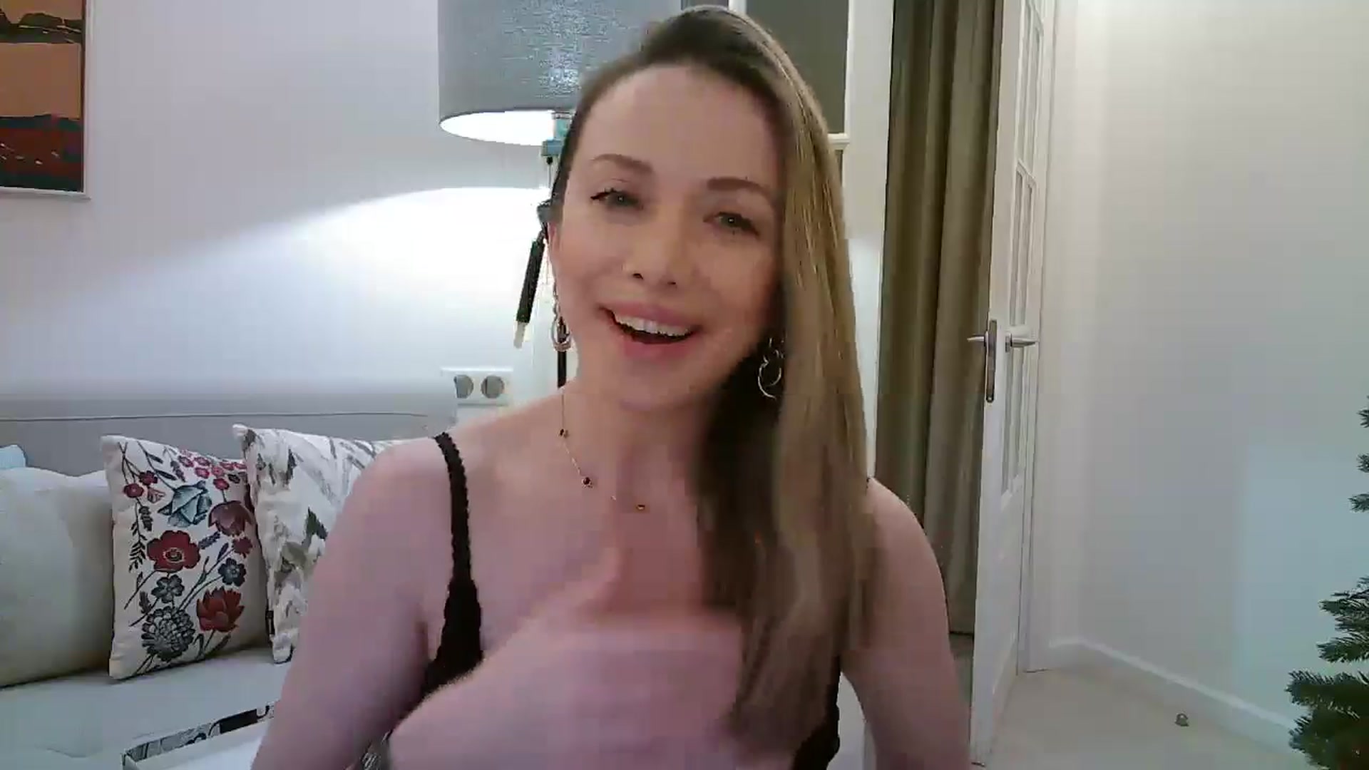Gallery image thumbnail from Forever_Mila's myfreecams stream on, 12/21/2025, 03:20 image 7 of 20