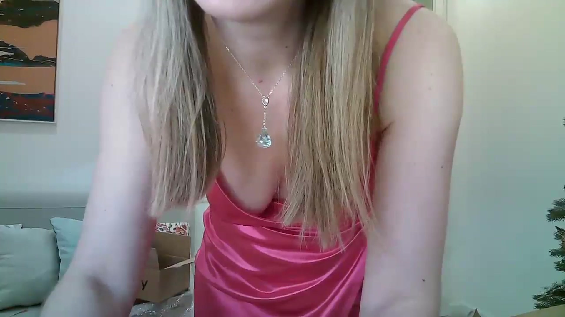 Gallery image thumbnail from Forever_Mila's myfreecams stream on, 12/25/2025, 24:35 image 16 of 20