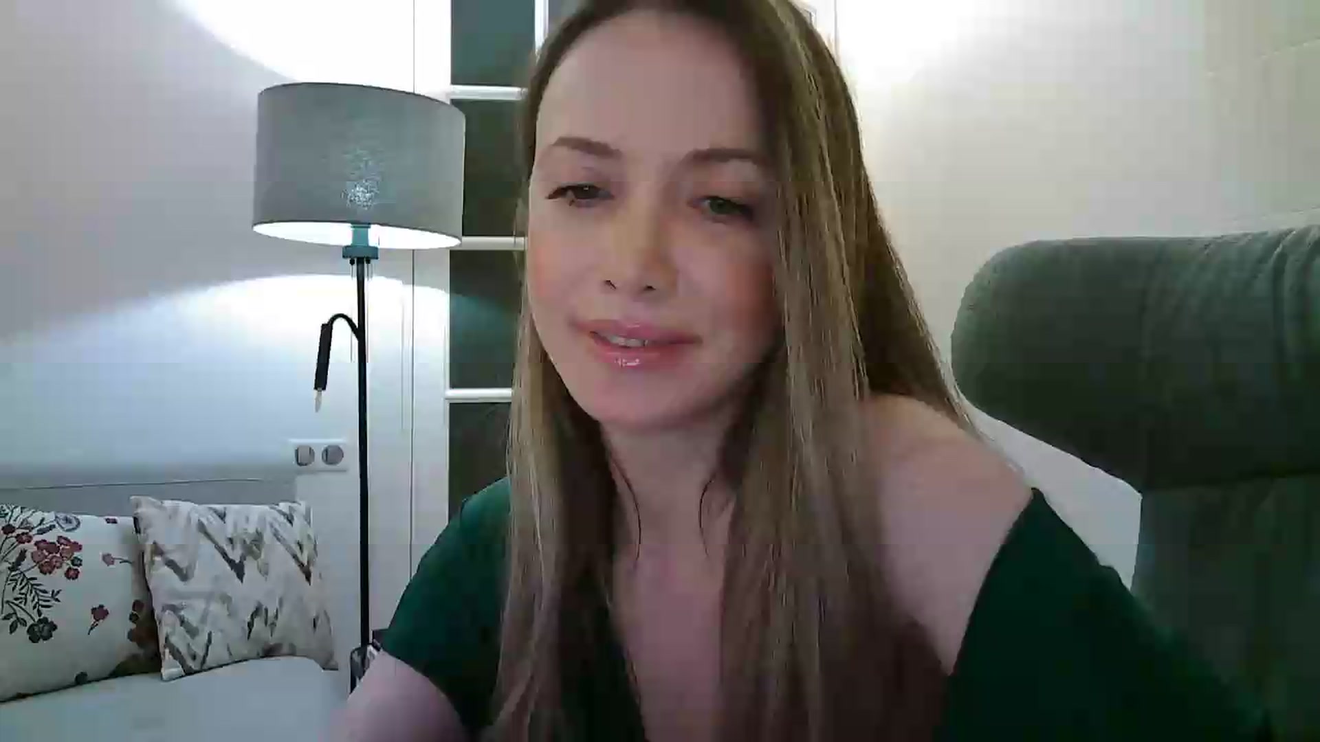 Gallery image thumbnail from Forever_Mila's myfreecams stream on, 06/14/2026, 01:31 image 17 of 20
