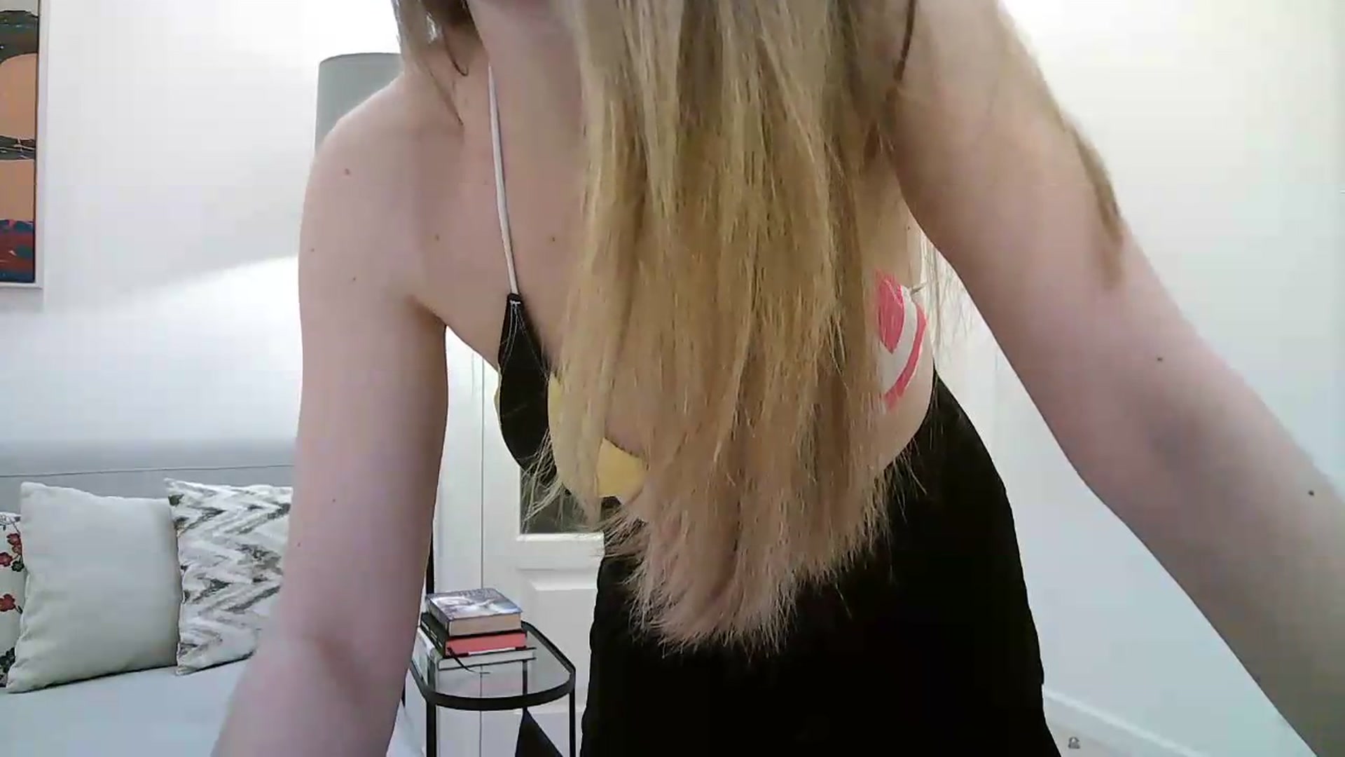 Gallery image thumbnail from Forever_Mila's myfreecams stream on, 06/14/2026, 22:25 image 10 of 20
