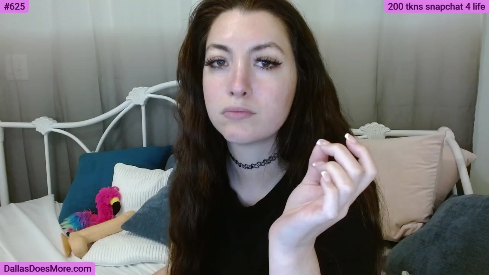 Gallery image thumbnail from FortWorthOhMy's myfreecams stream on, 06/06/2023, 20:23 image 17 of 20
