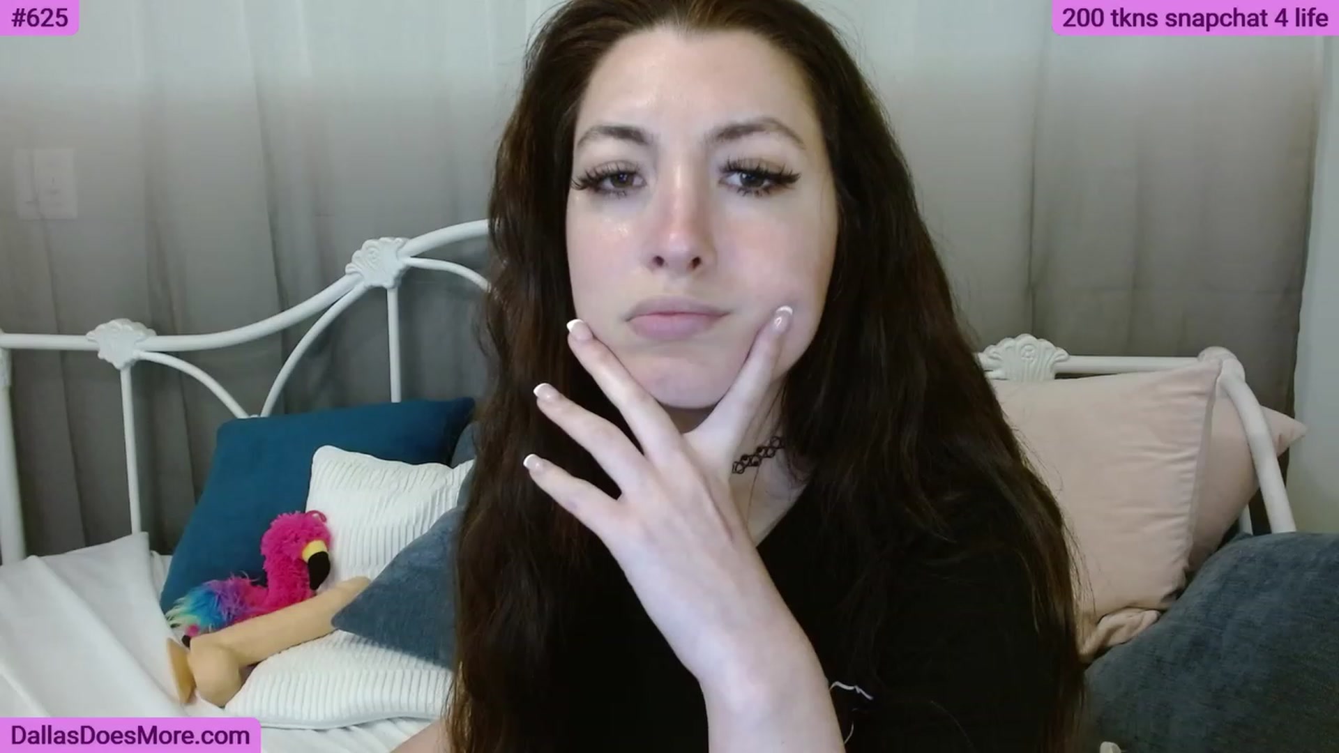 Gallery image thumbnail from FortWorthOhMy's myfreecams stream on, 06/06/2023, 20:23 image 15 of 20