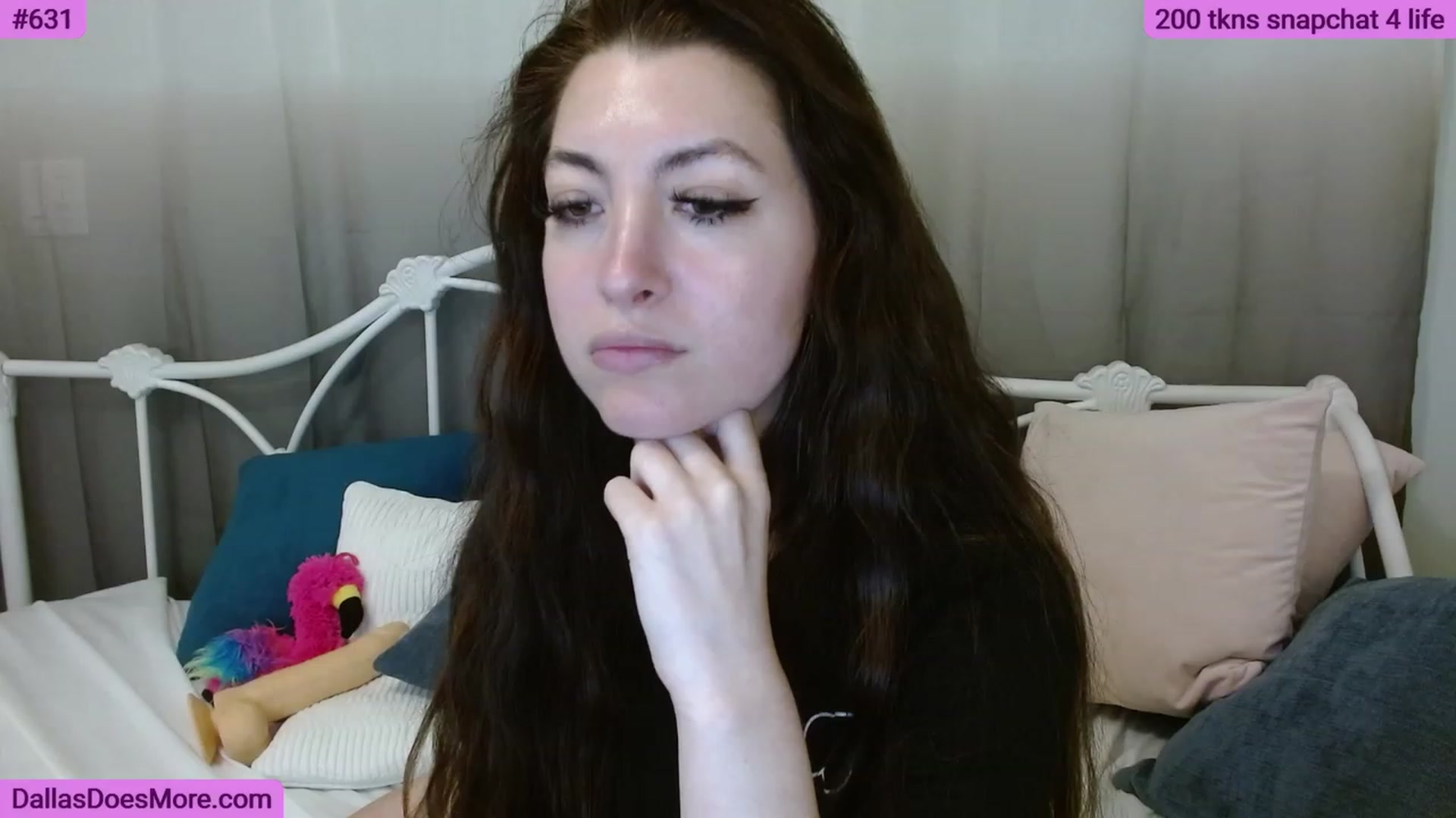 Gallery image thumbnail from FortWorthOhMy's myfreecams stream on, 06/06/2023, 21:38 image 13 of 20