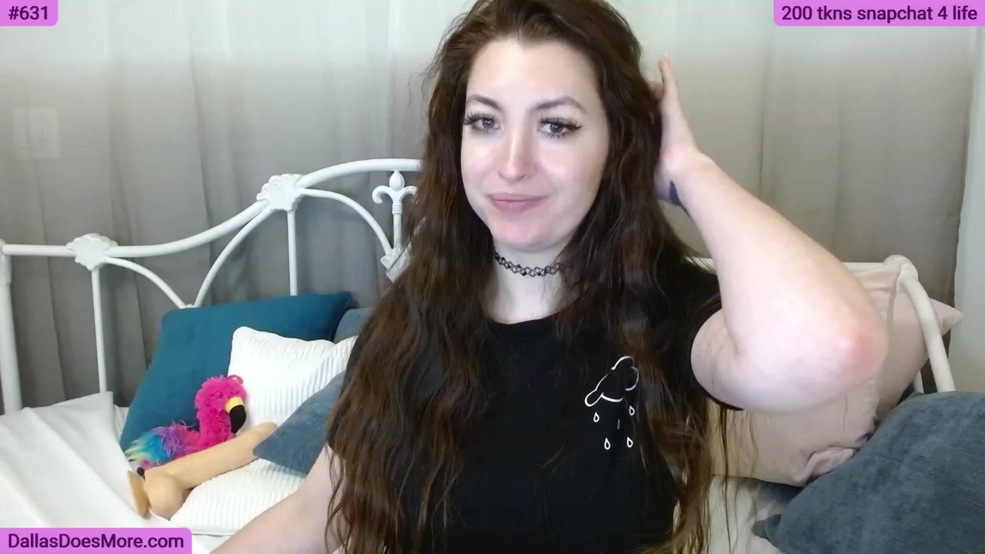 Gallery image thumbnail from FortWorthOhMy's myfreecams stream on, 06/06/2023, 21:38 image 11 of 20