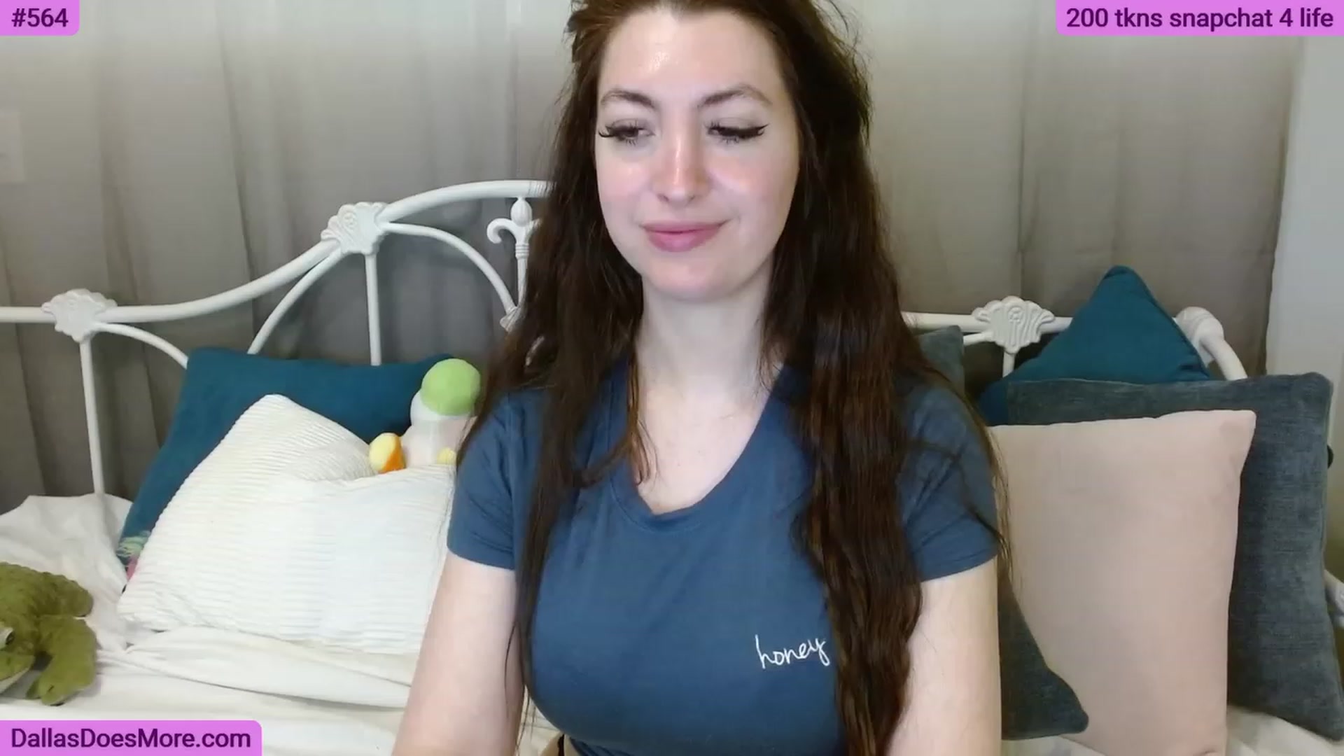 Gallery image thumbnail from FortWorthOhMy's myfreecams stream on, 06/08/2023, 01:09 image 6 of 20