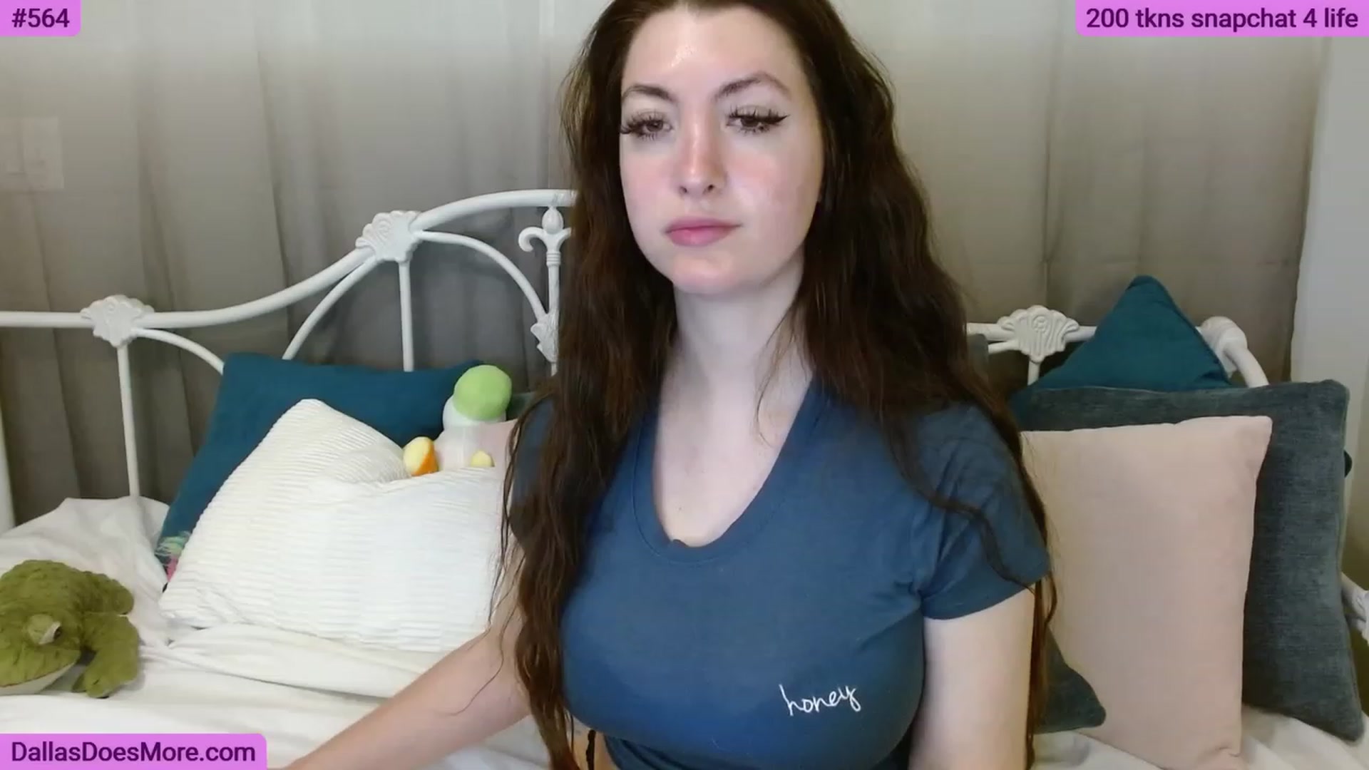 Gallery image thumbnail from FortWorthOhMy's myfreecams stream on, 06/08/2023, 01:09 image 2 of 20