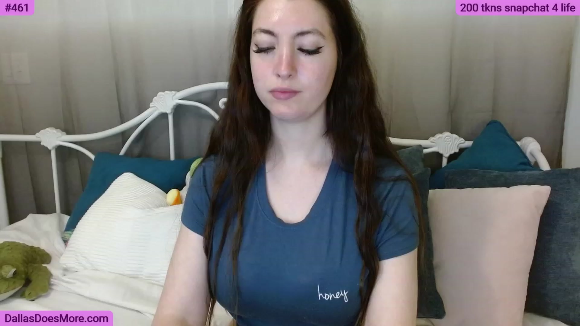 Gallery image thumbnail from FortWorthOhMy's myfreecams stream on, 06/08/2023, 01:33 image 11 of 20
