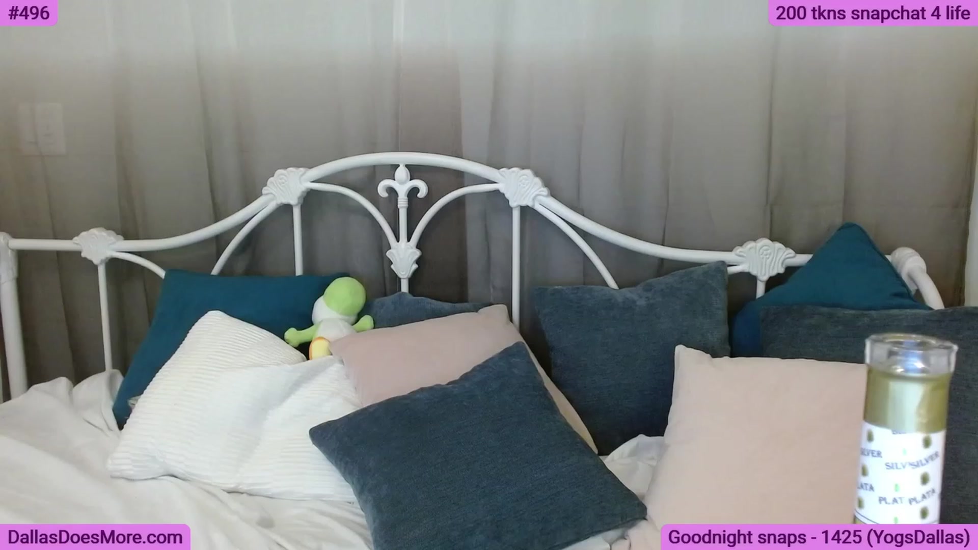 Gallery image thumbnail from FortWorthOhMy's myfreecams stream on, 06/10/2023, 24:50 image 12 of 20