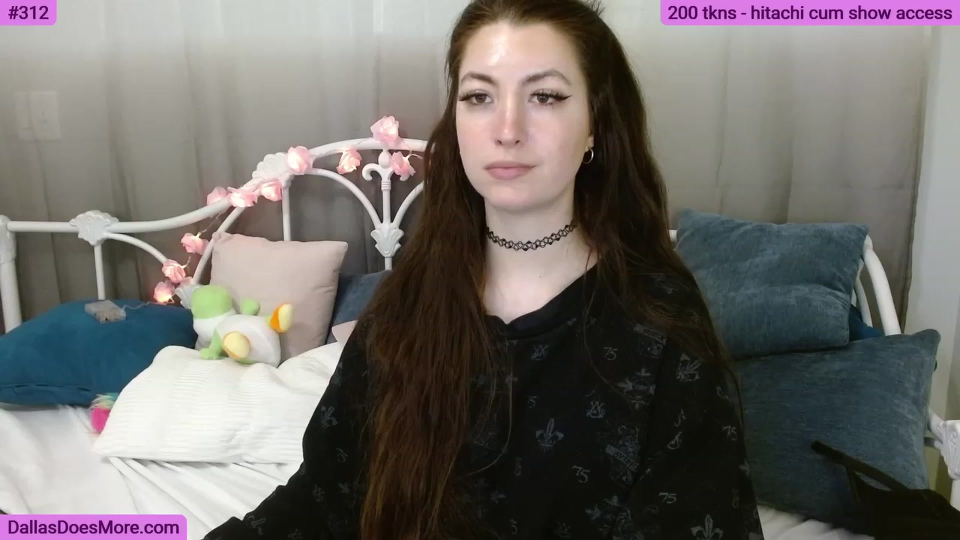 Gallery image thumbnail from FortWorthOhMy's myfreecams stream on, 06/11/2023, 20:18 image 20 of 20