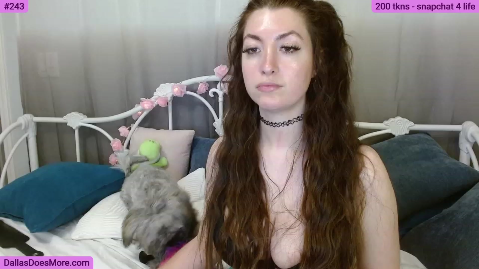 Gallery image thumbnail from FortWorthOhMy's myfreecams stream on, 06/18/2023, 23:25 image 10 of 20