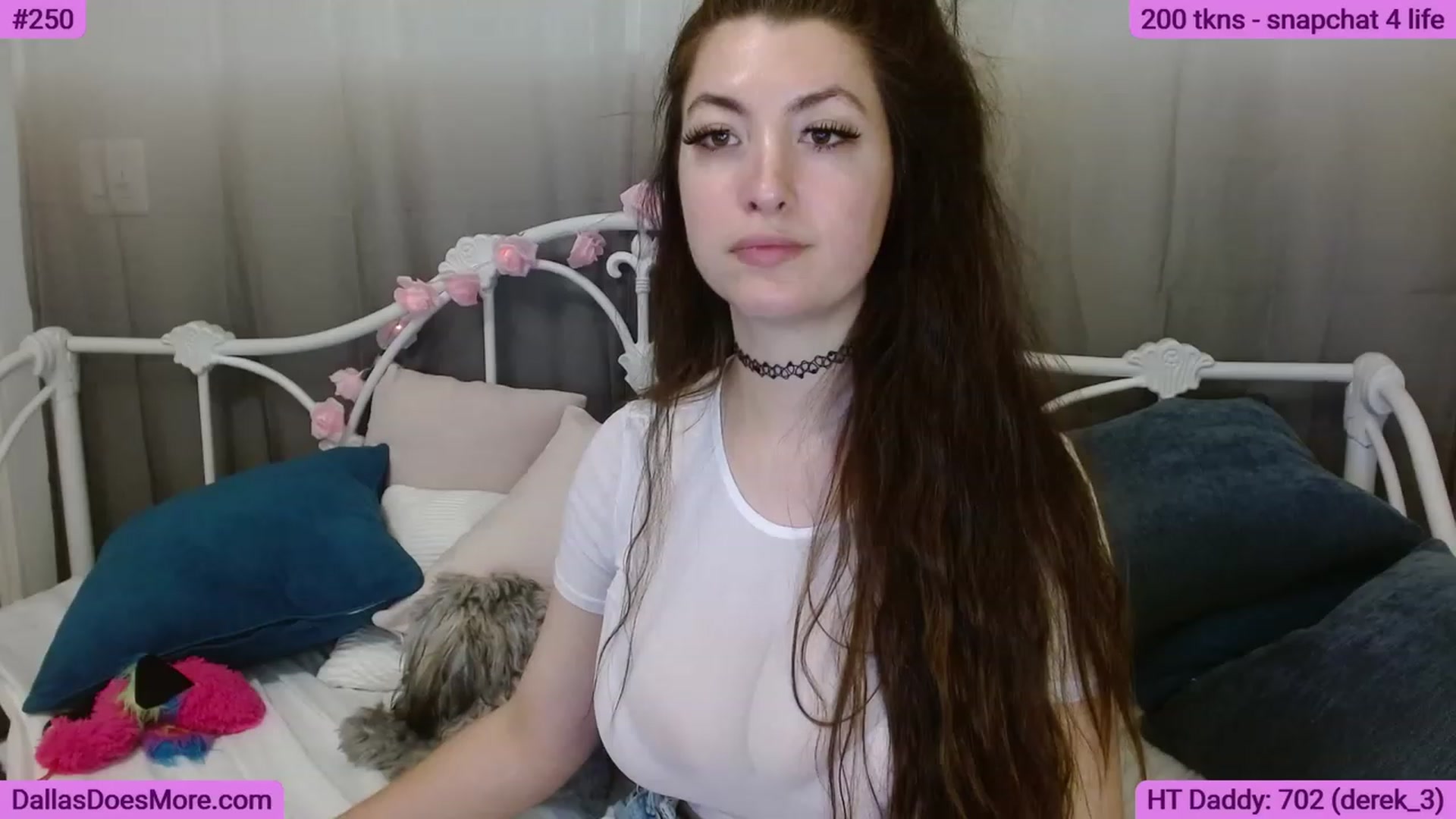 Gallery image thumbnail from FortWorthOhMy's myfreecams stream on, 06/20/2023, 04:16 image 7 of 20
