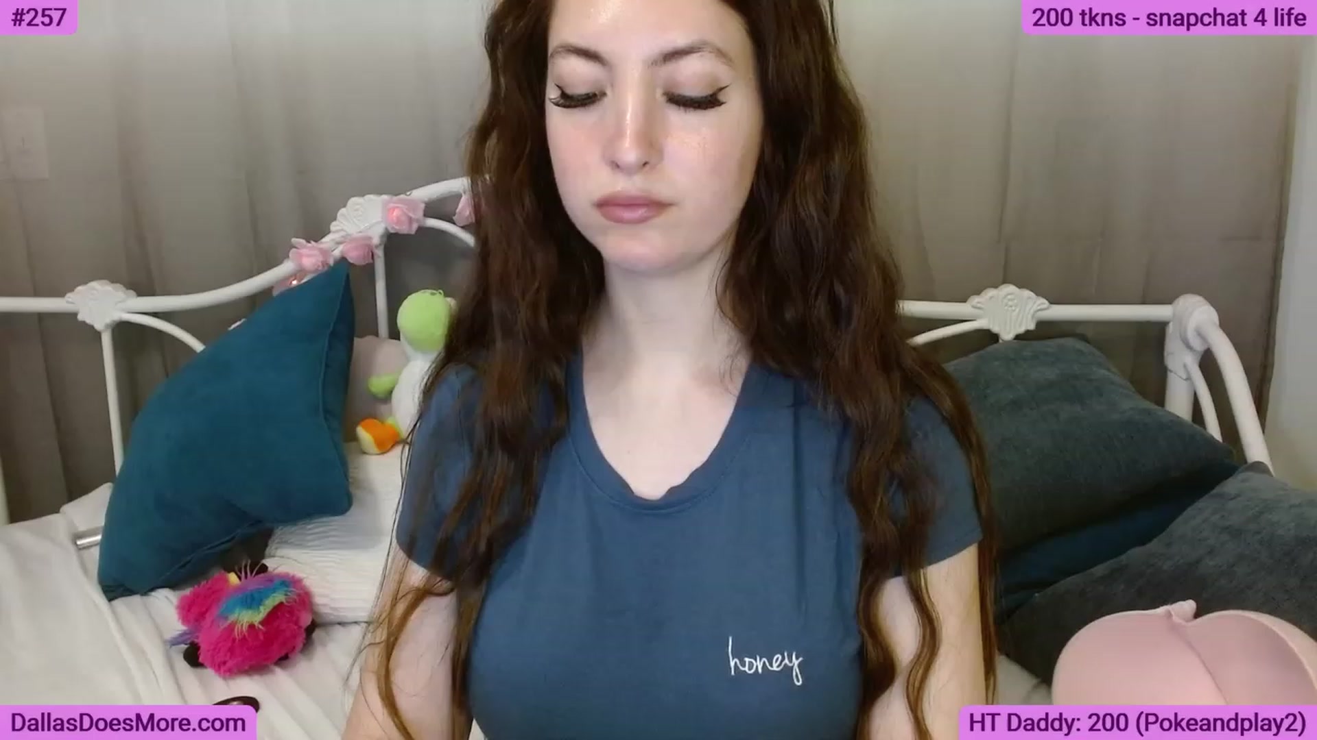 Gallery image thumbnail from FortWorthOhMy's myfreecams stream on, 06/20/2023, 22:09 image 8 of 20